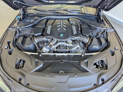 2024 BMW 8 Series M850i