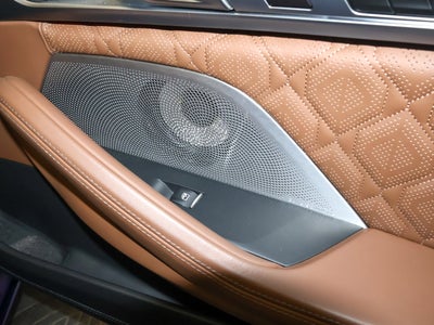 2022 BMW M8 Competition