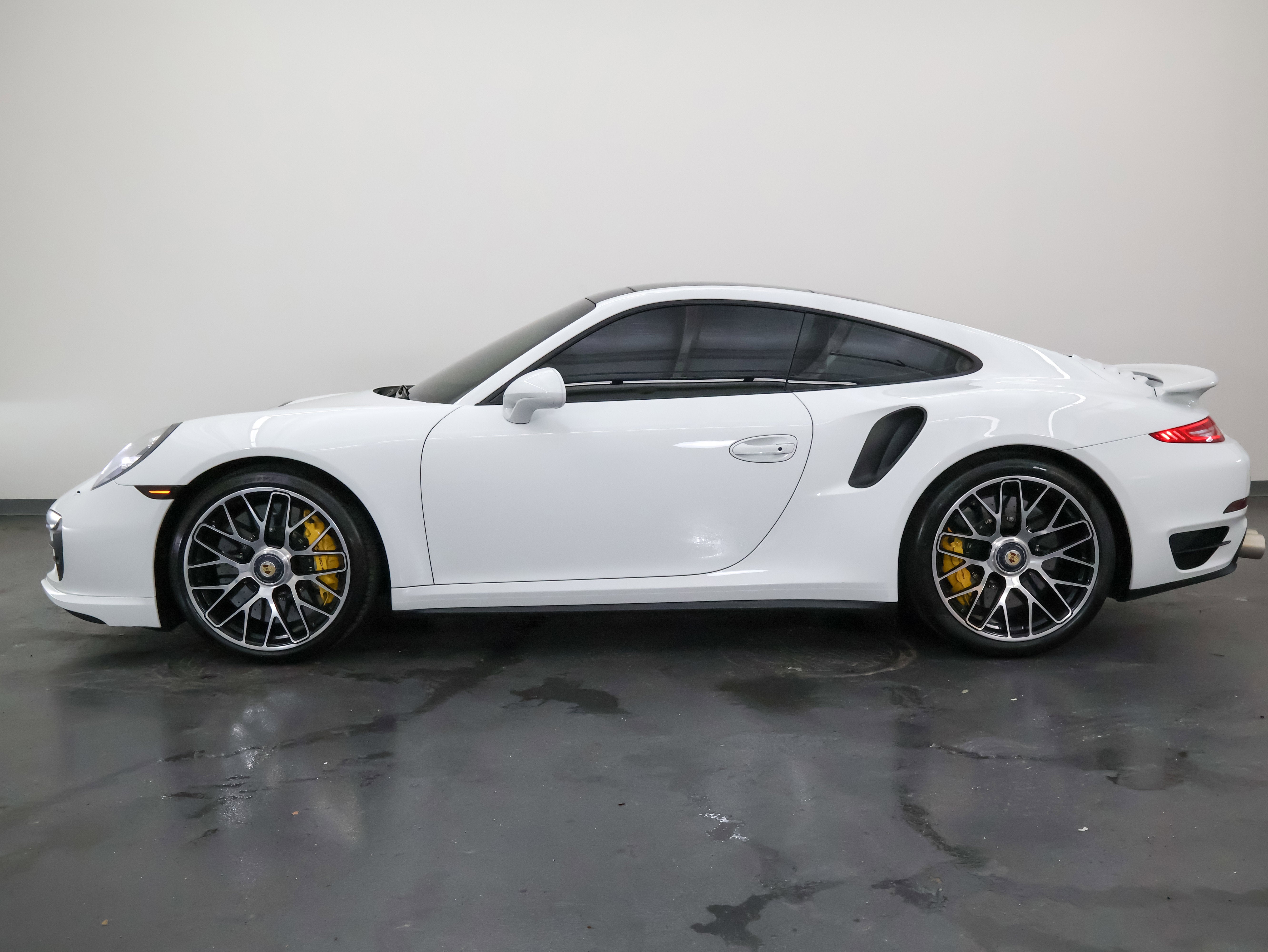 2015 Porsche 911 Turbo