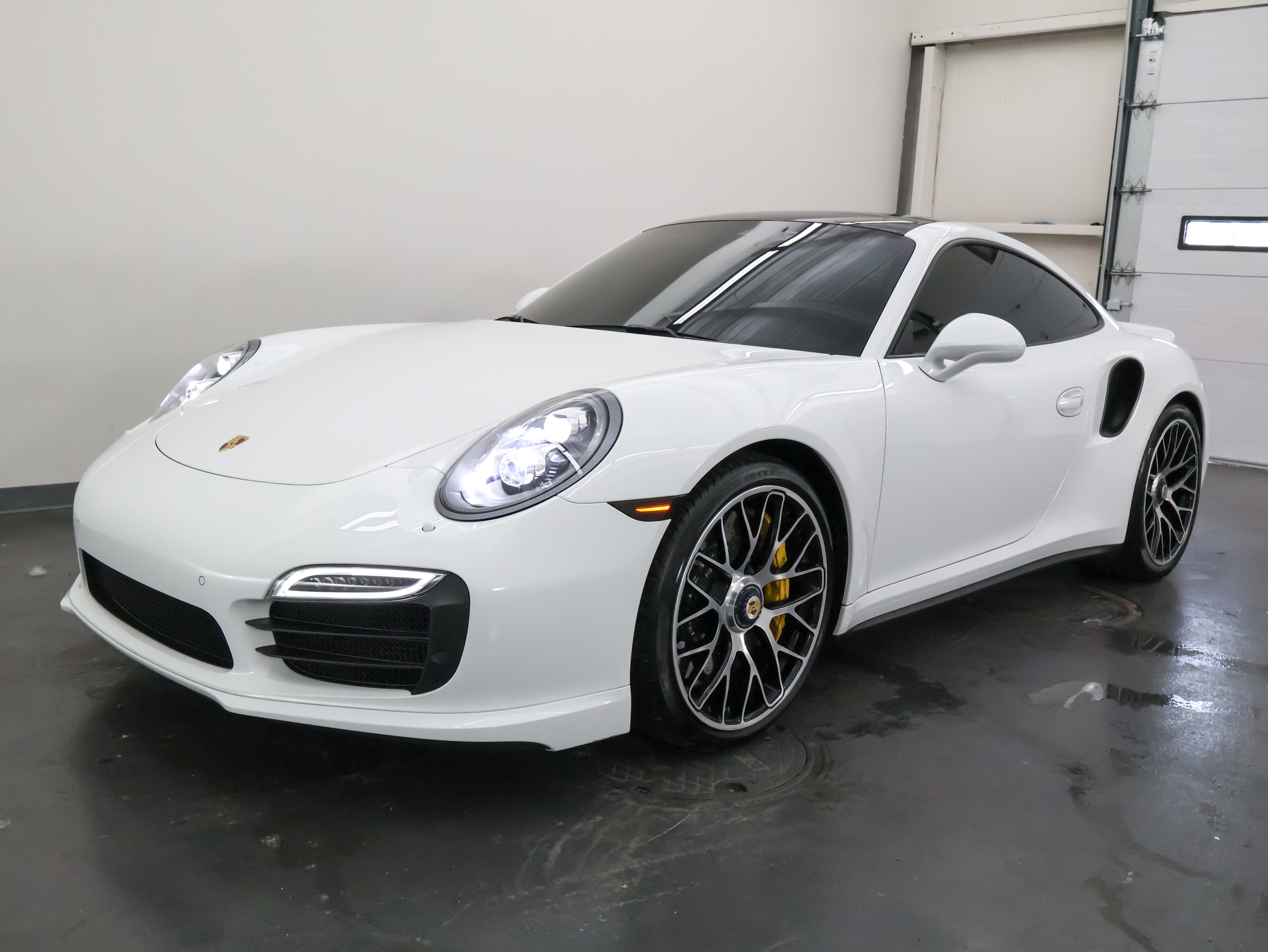 2015 Porsche 911 Turbo