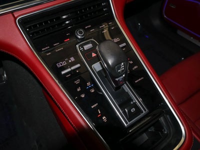 2022 Porsche Panamera 4