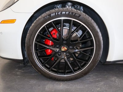 2022 Porsche Panamera 4
