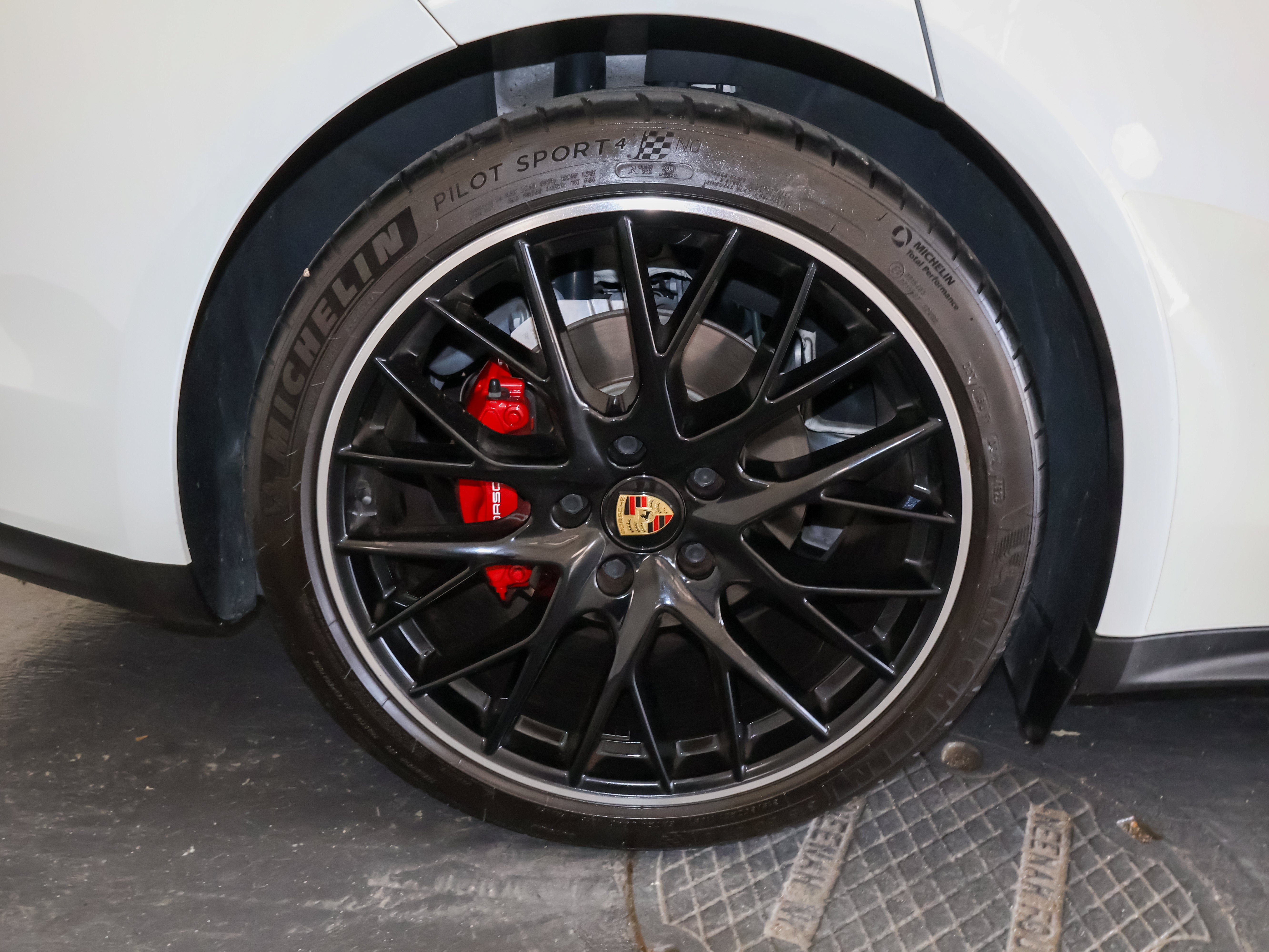 2022 Porsche Panamera 4