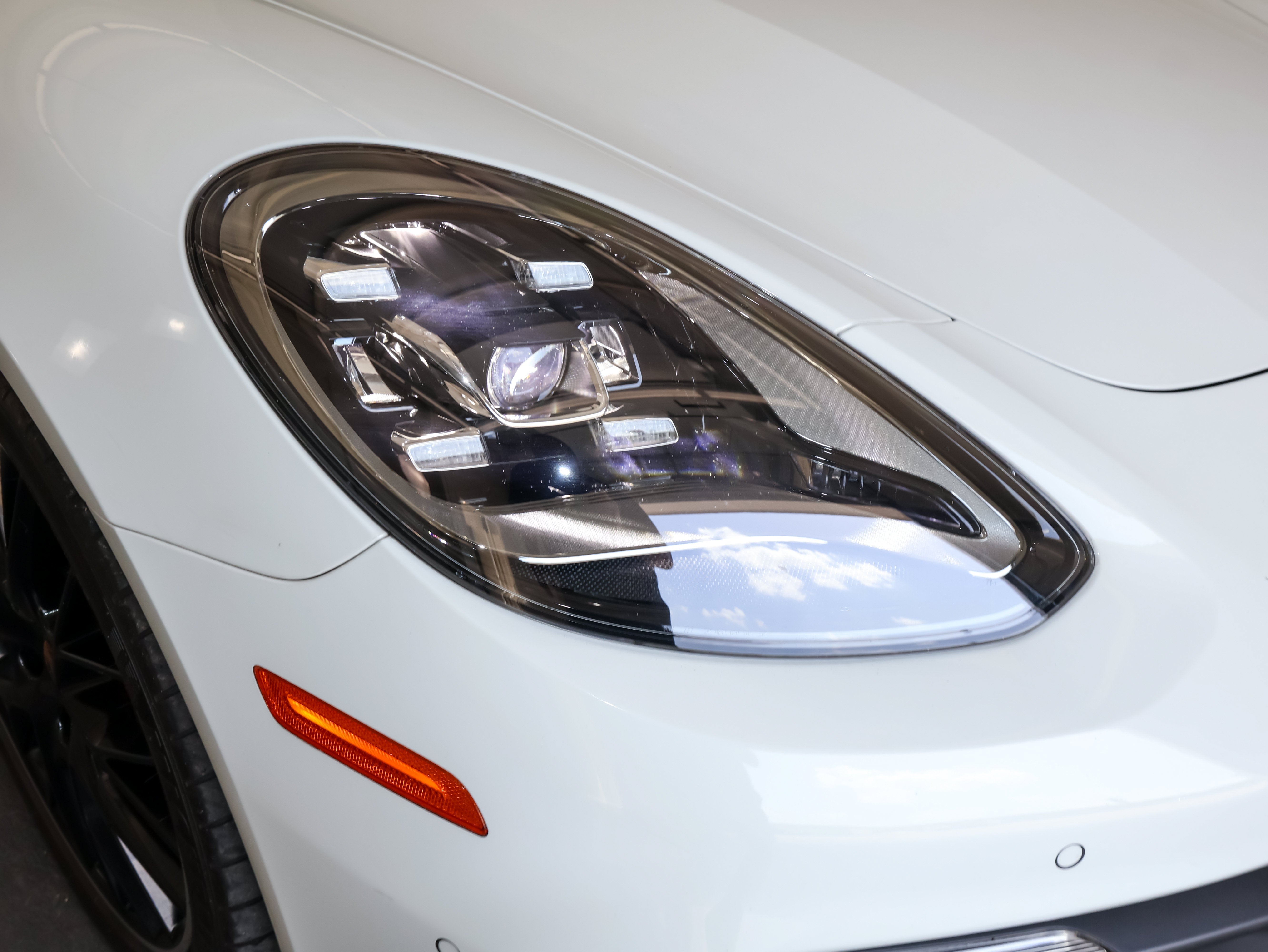 2022 Porsche Panamera 4