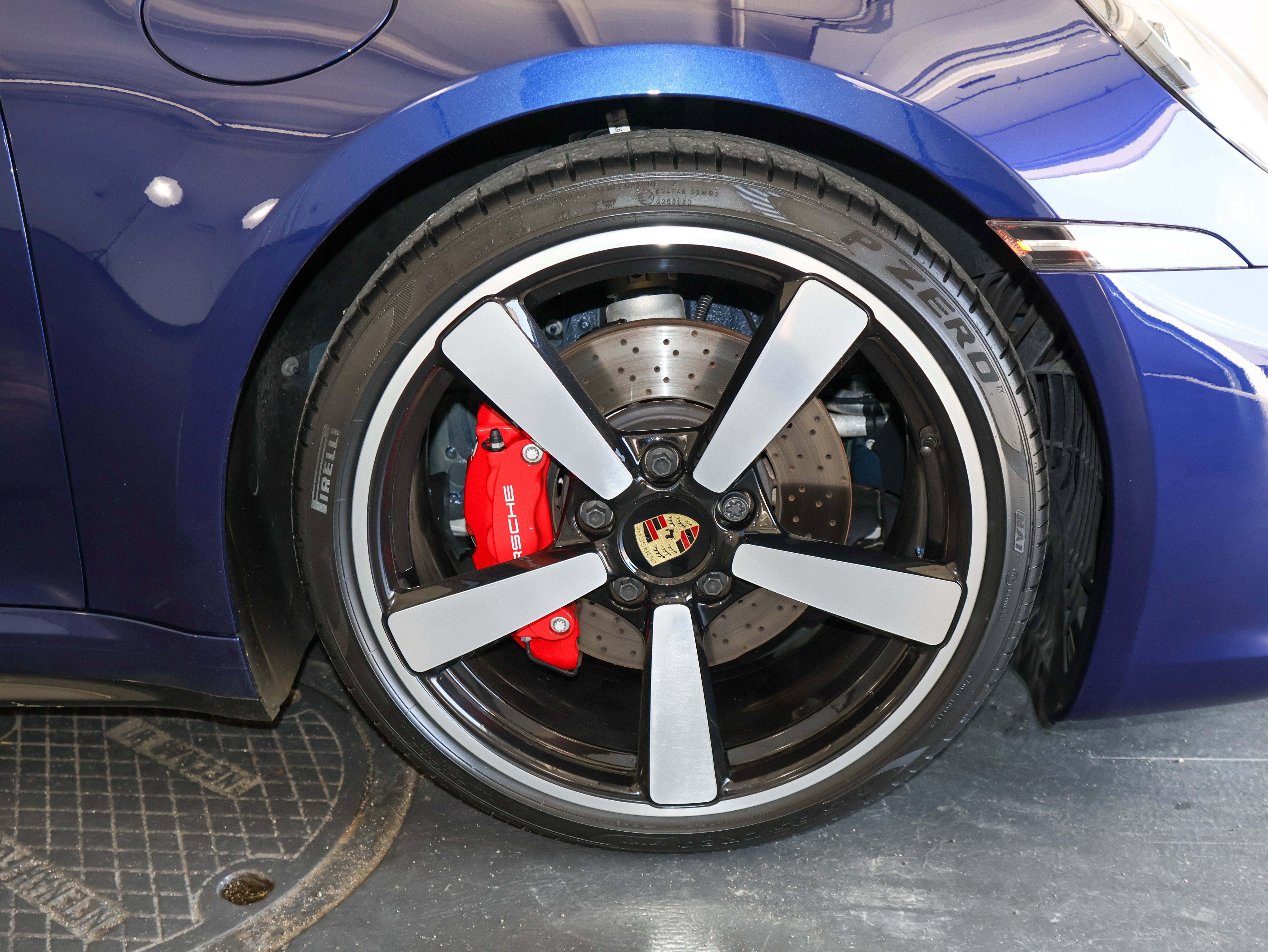 2024 Porsche 911 Carrera 4S