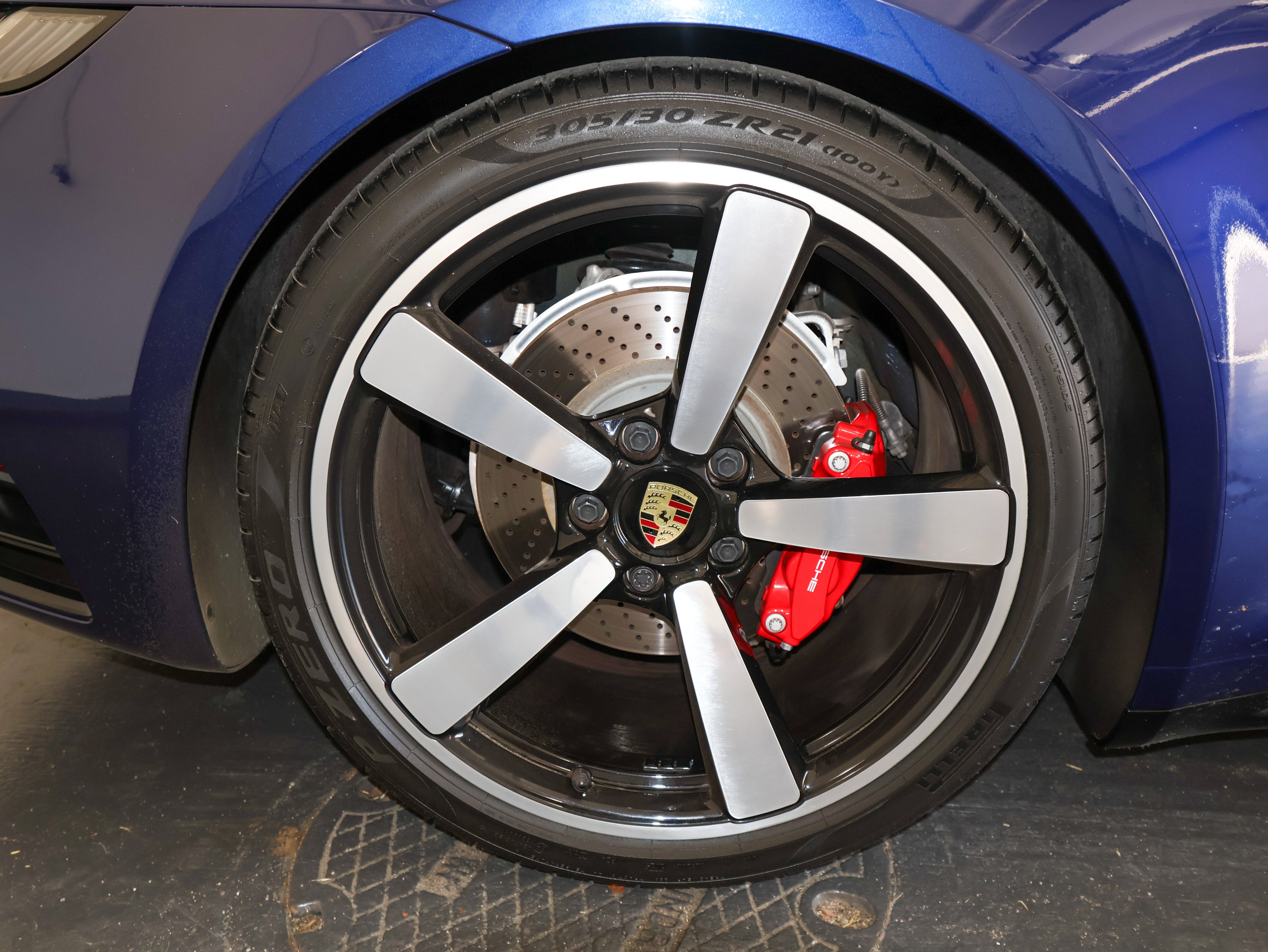 2024 Porsche 911 Carrera 4S