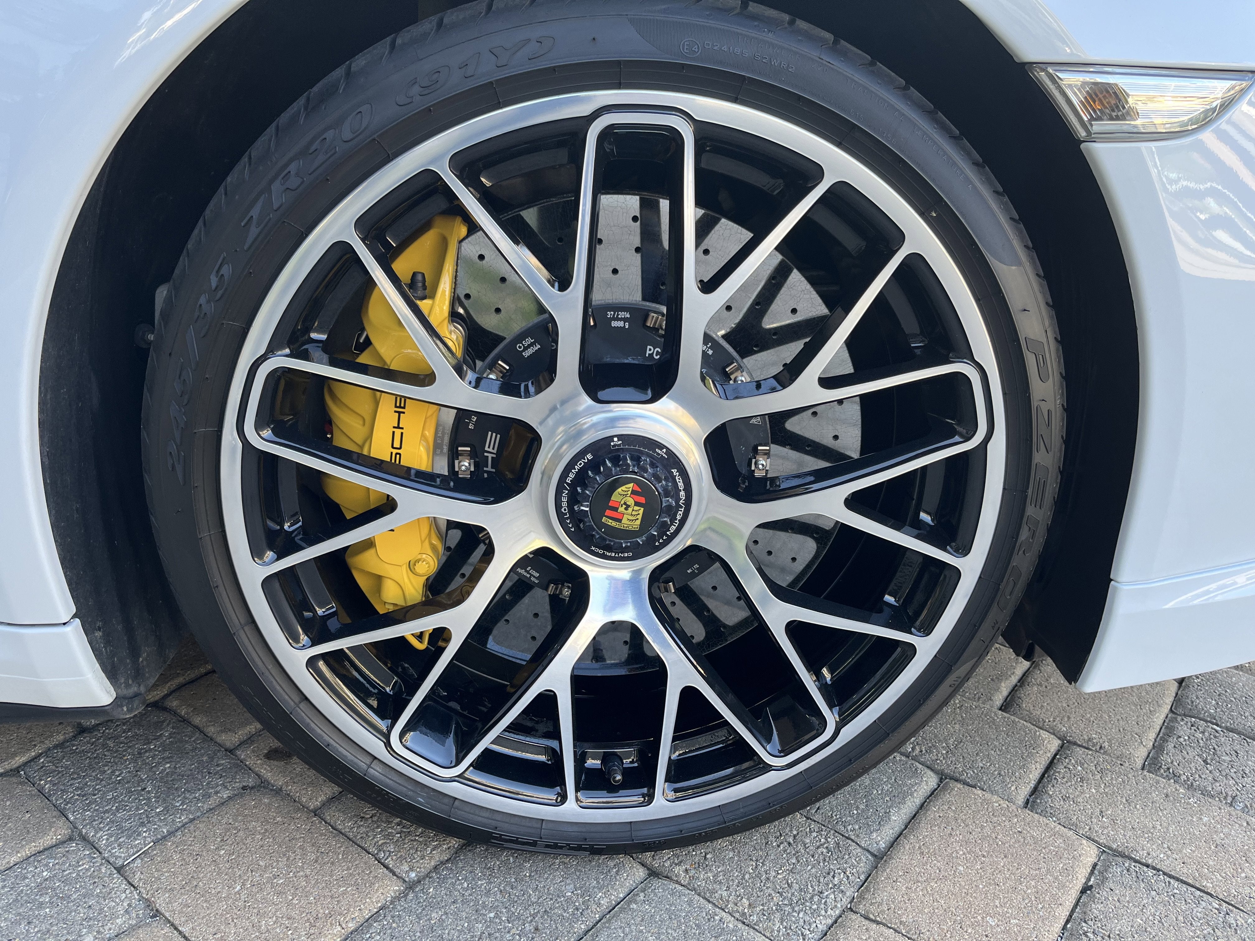 2015 Porsche 911 Turbo S