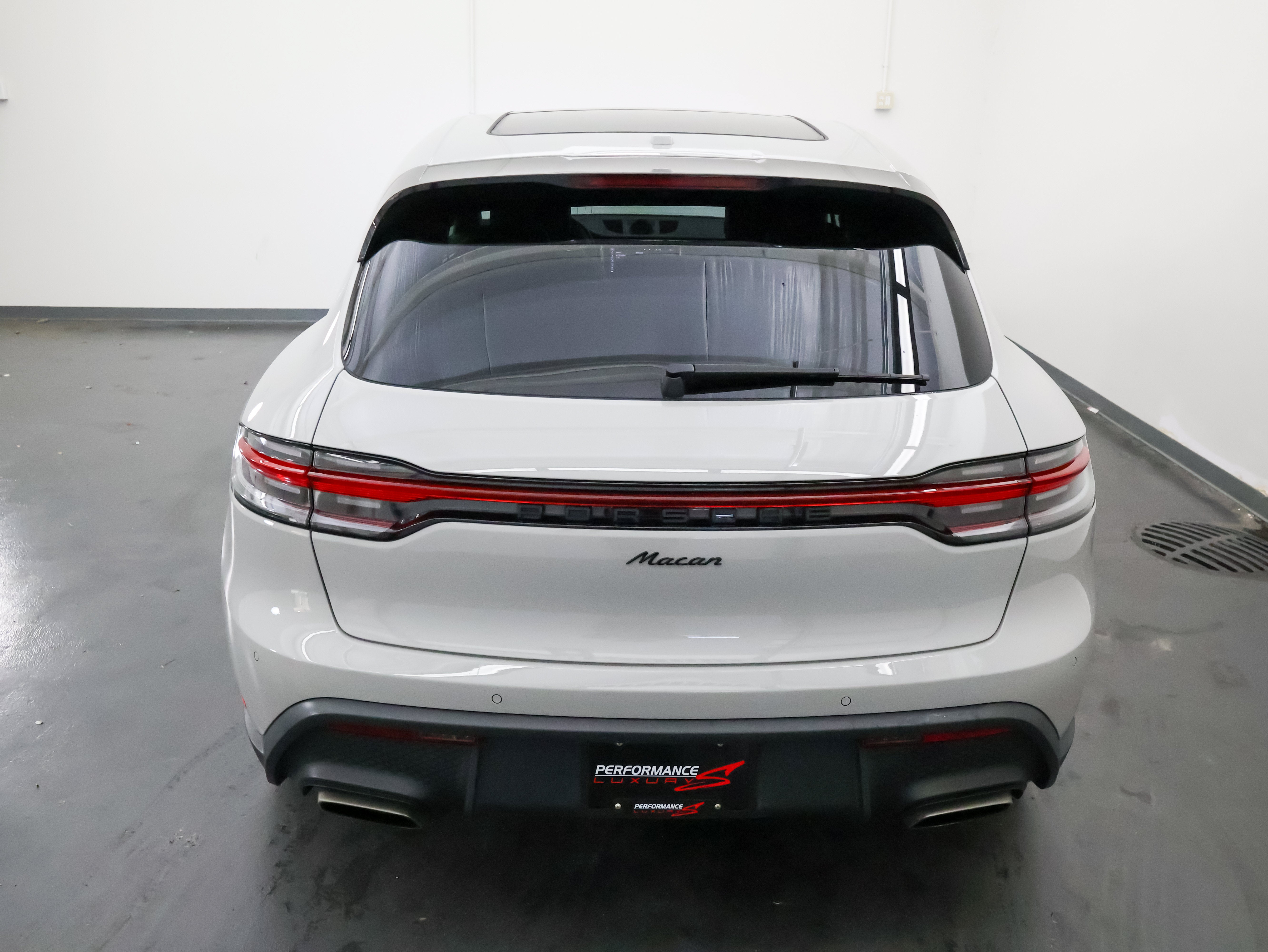 2024 Porsche Macan AWD
