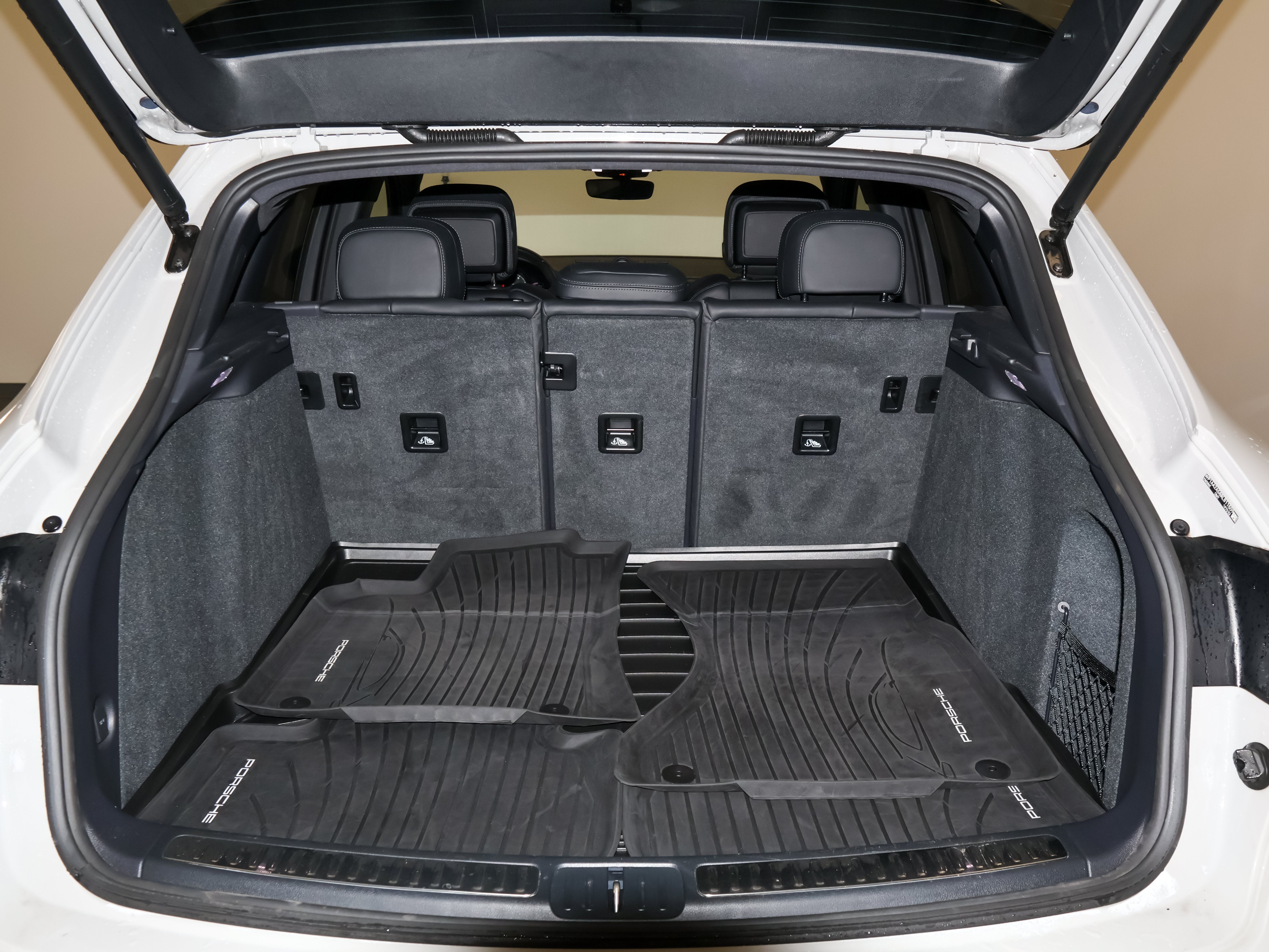 2024 Porsche Macan AWD