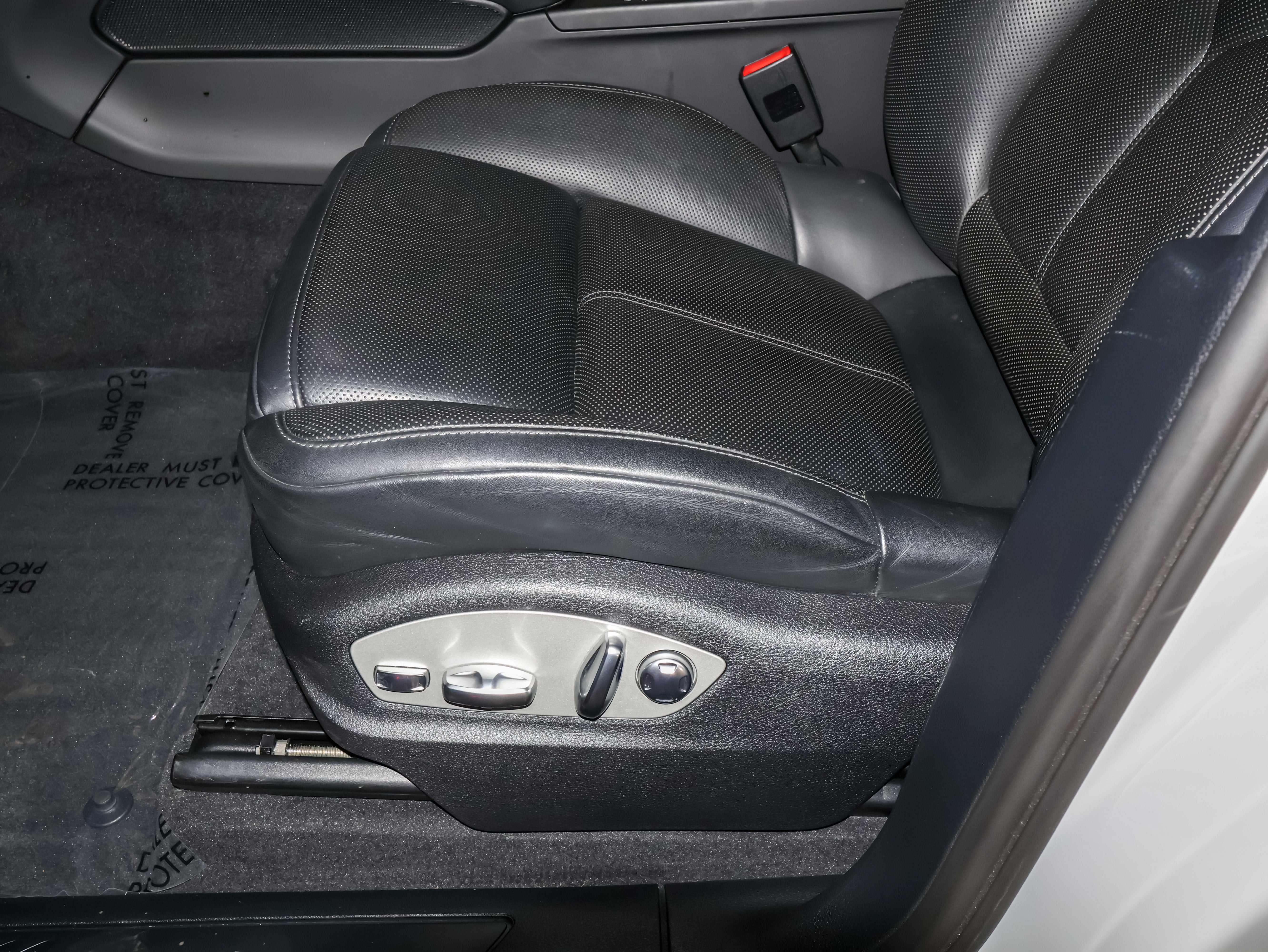 2024 Porsche Macan AWD