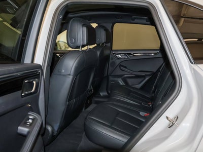 2024 Porsche Macan AWD