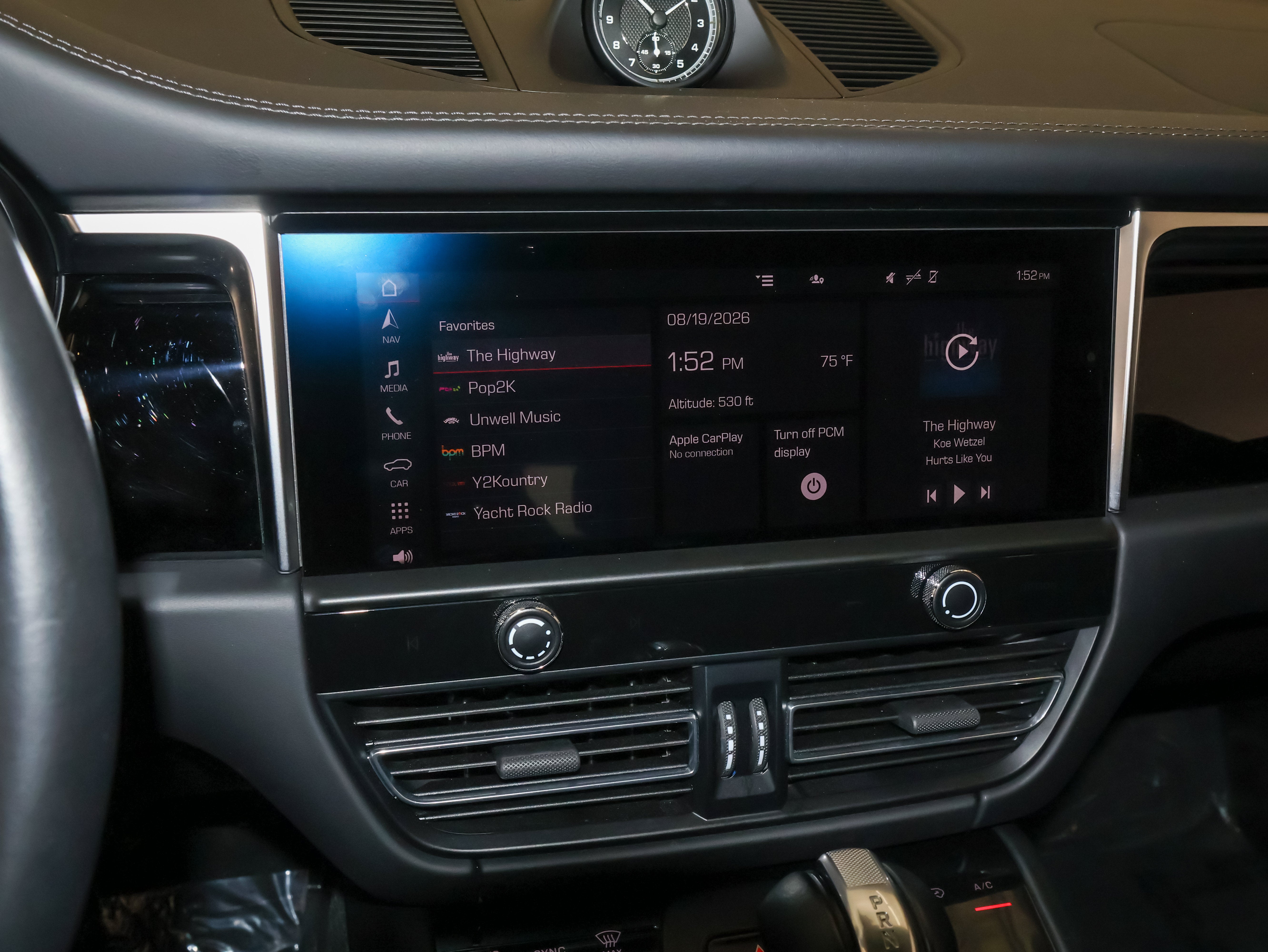 2024 Porsche Macan AWD