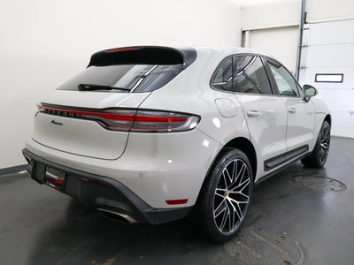 2024 Porsche Macan AWD