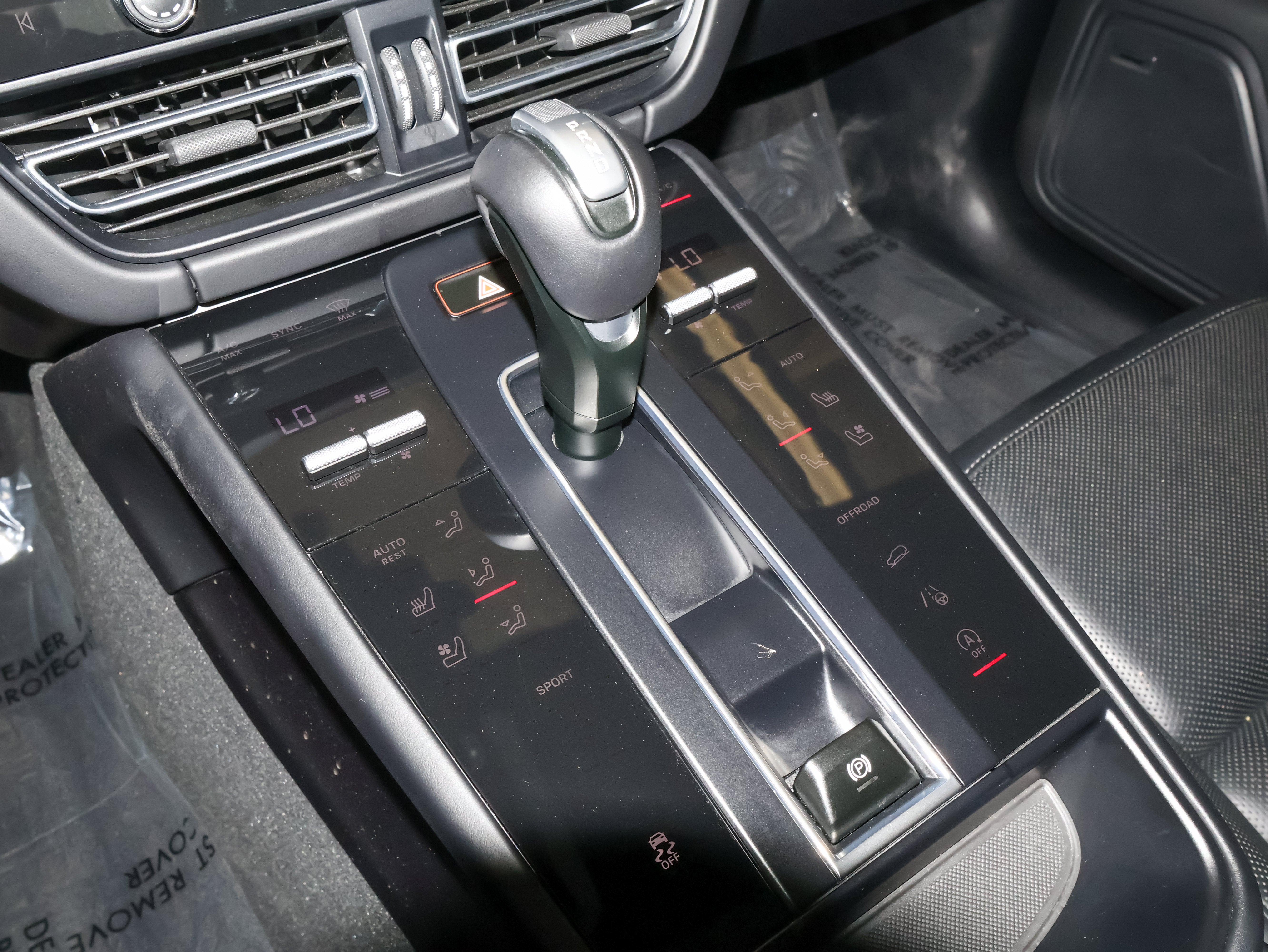 2024 Porsche Macan AWD