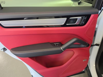 2022 Porsche Cayenne Base
