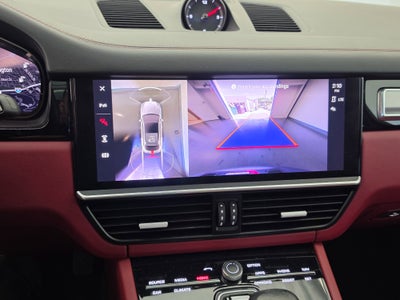 2022 Porsche Cayenne Base