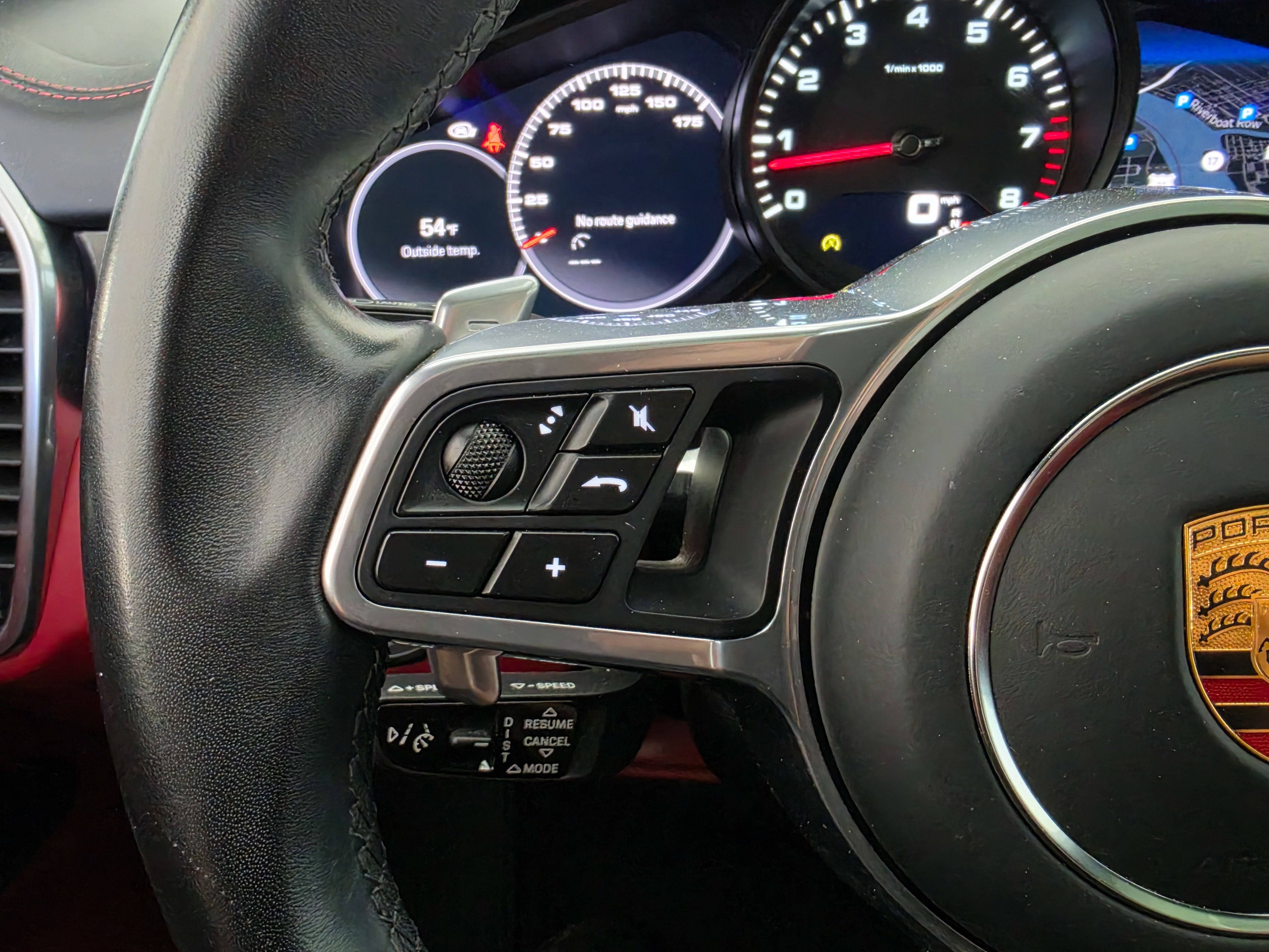 2022 Porsche Cayenne Base