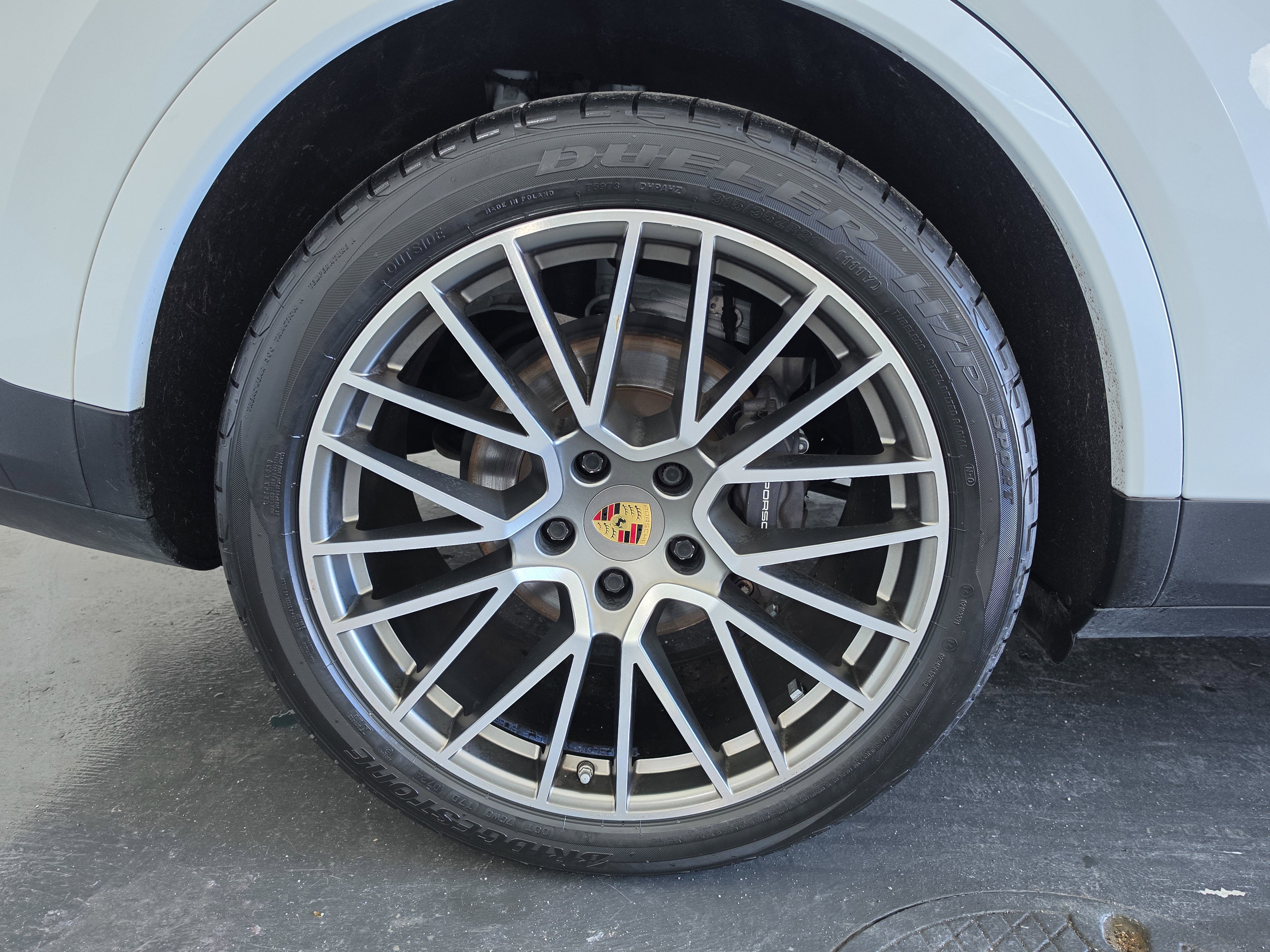 2022 Porsche Cayenne Base