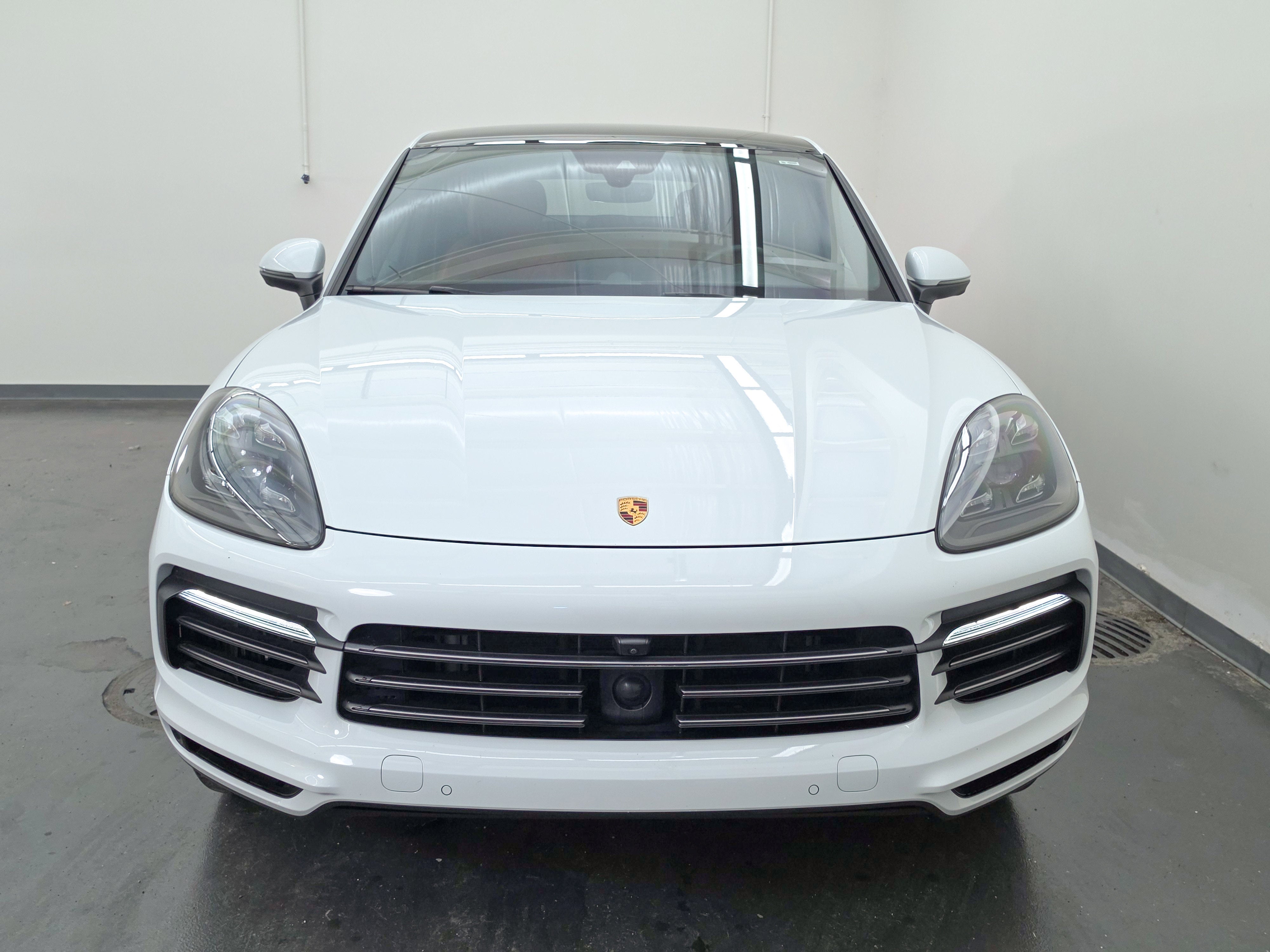 2022 Porsche Cayenne Base