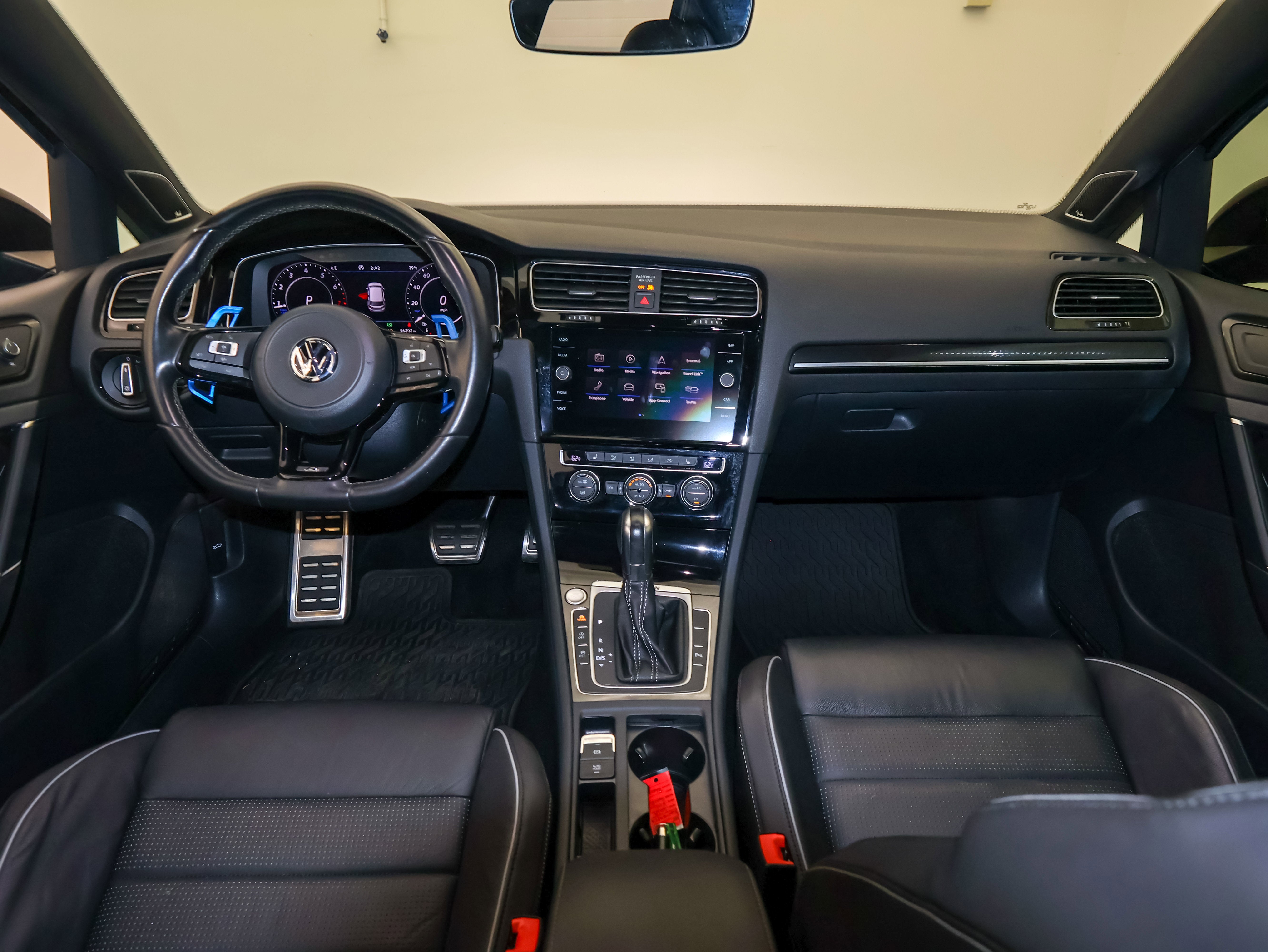 2019 Volkswagen Golf R DCC & Navigation 4Motion