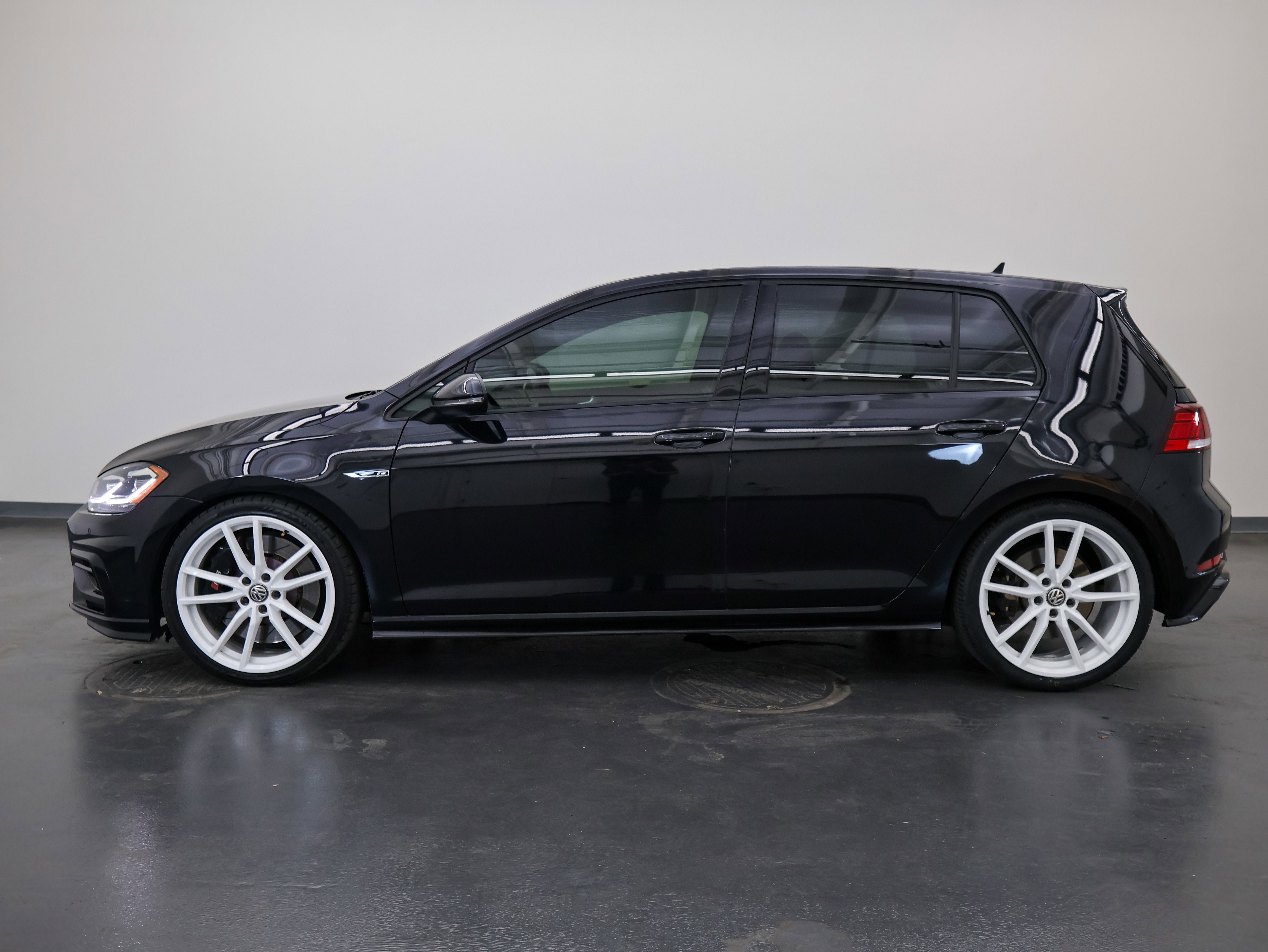 2019 Volkswagen Golf R DCC & Navigation 4Motion