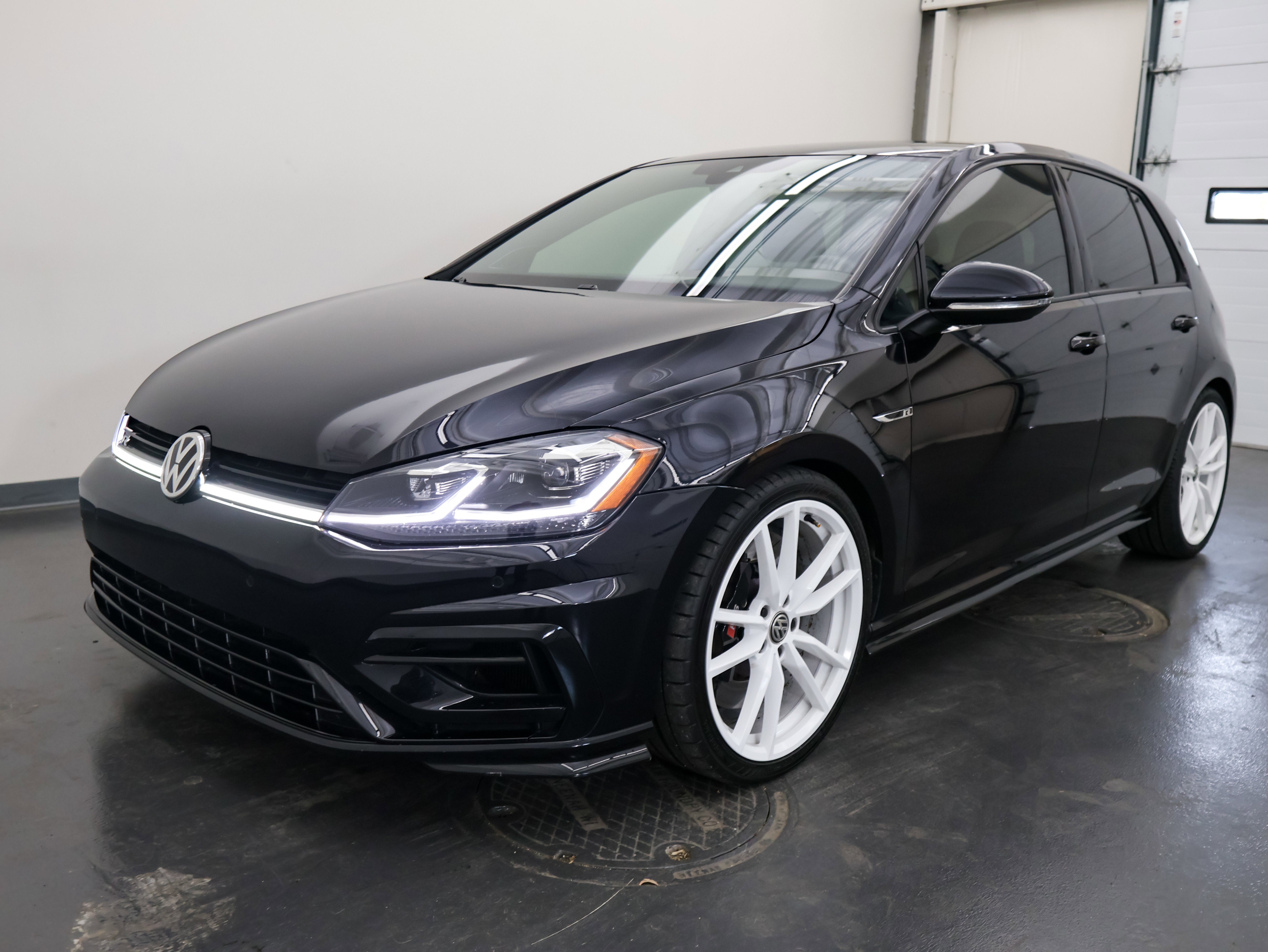 2019 Volkswagen Golf R DCC & Navigation 4Motion