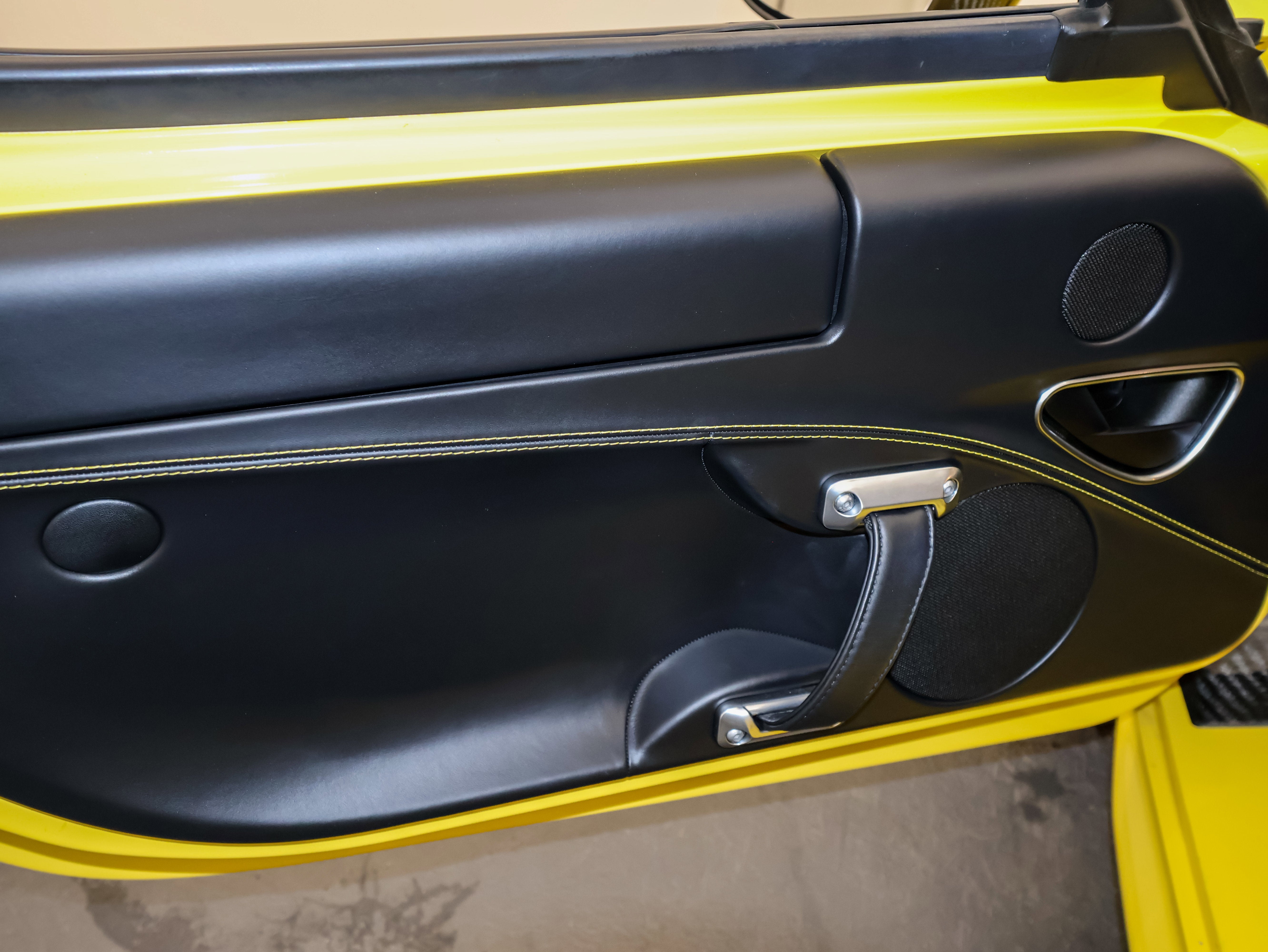 2015 Alfa Romeo 4C Base