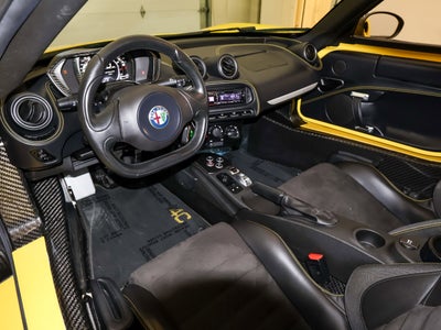 2015 Alfa Romeo 4C Base