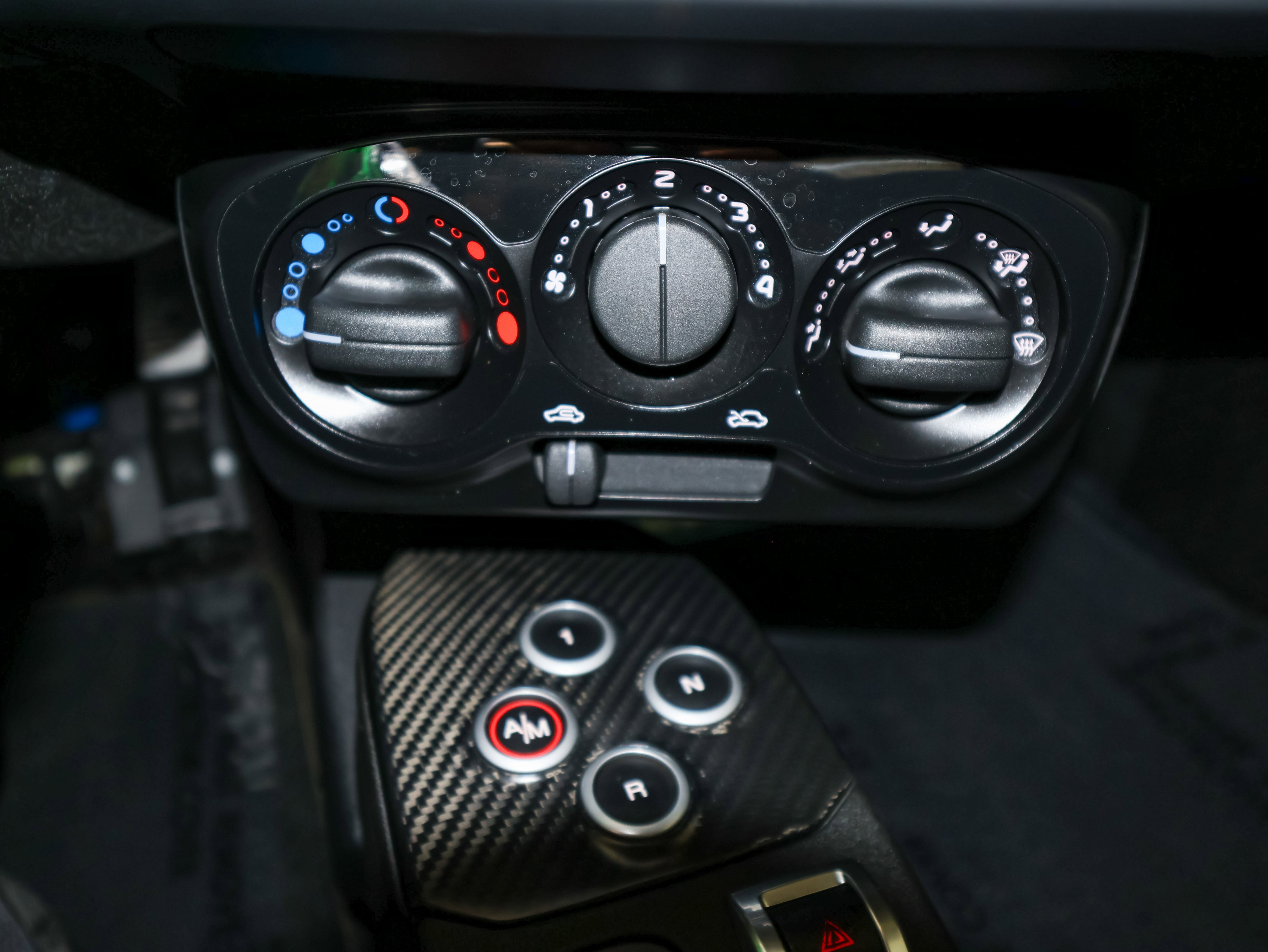 2015 Alfa Romeo 4C Base