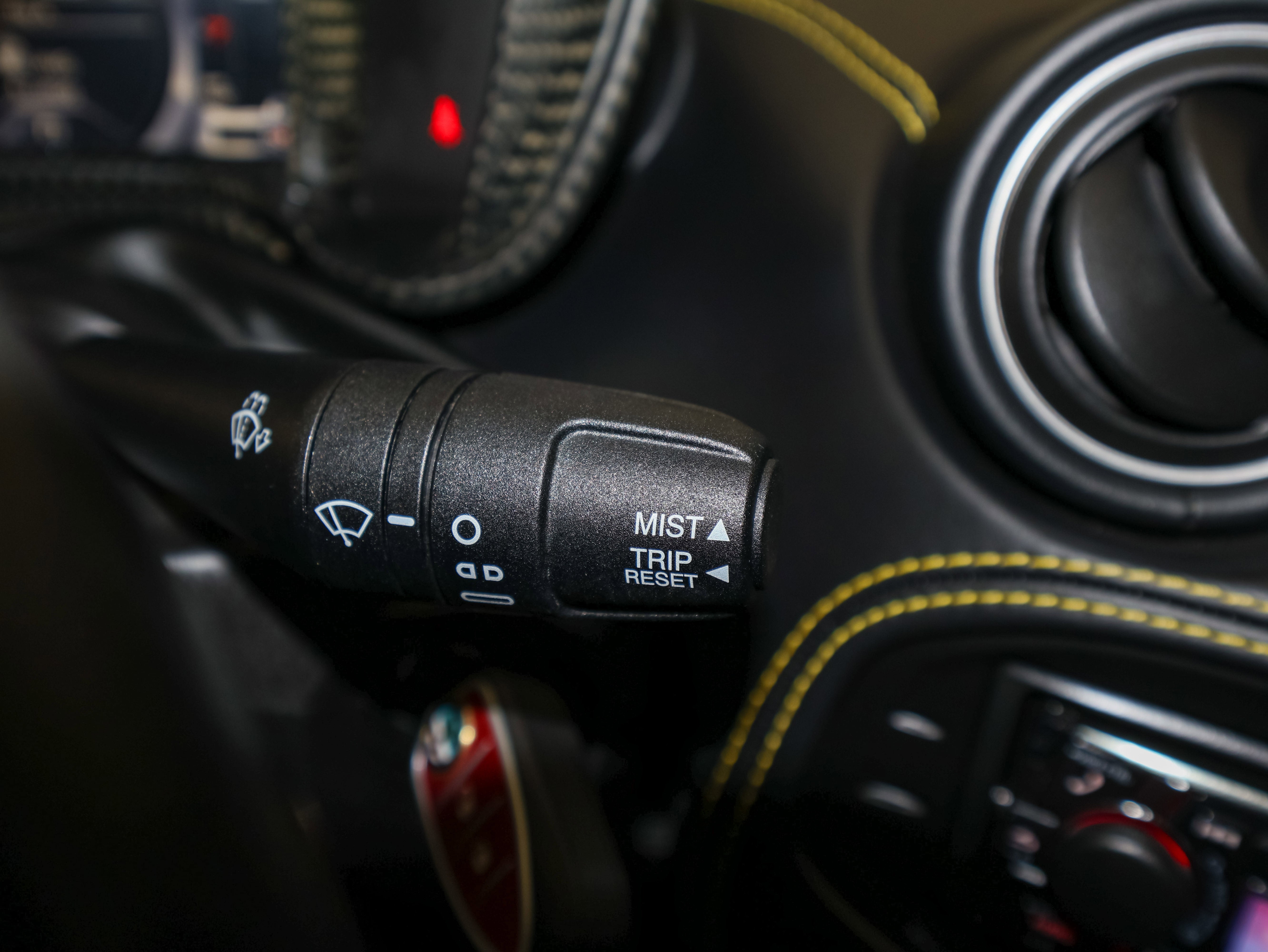 2015 Alfa Romeo 4C Base