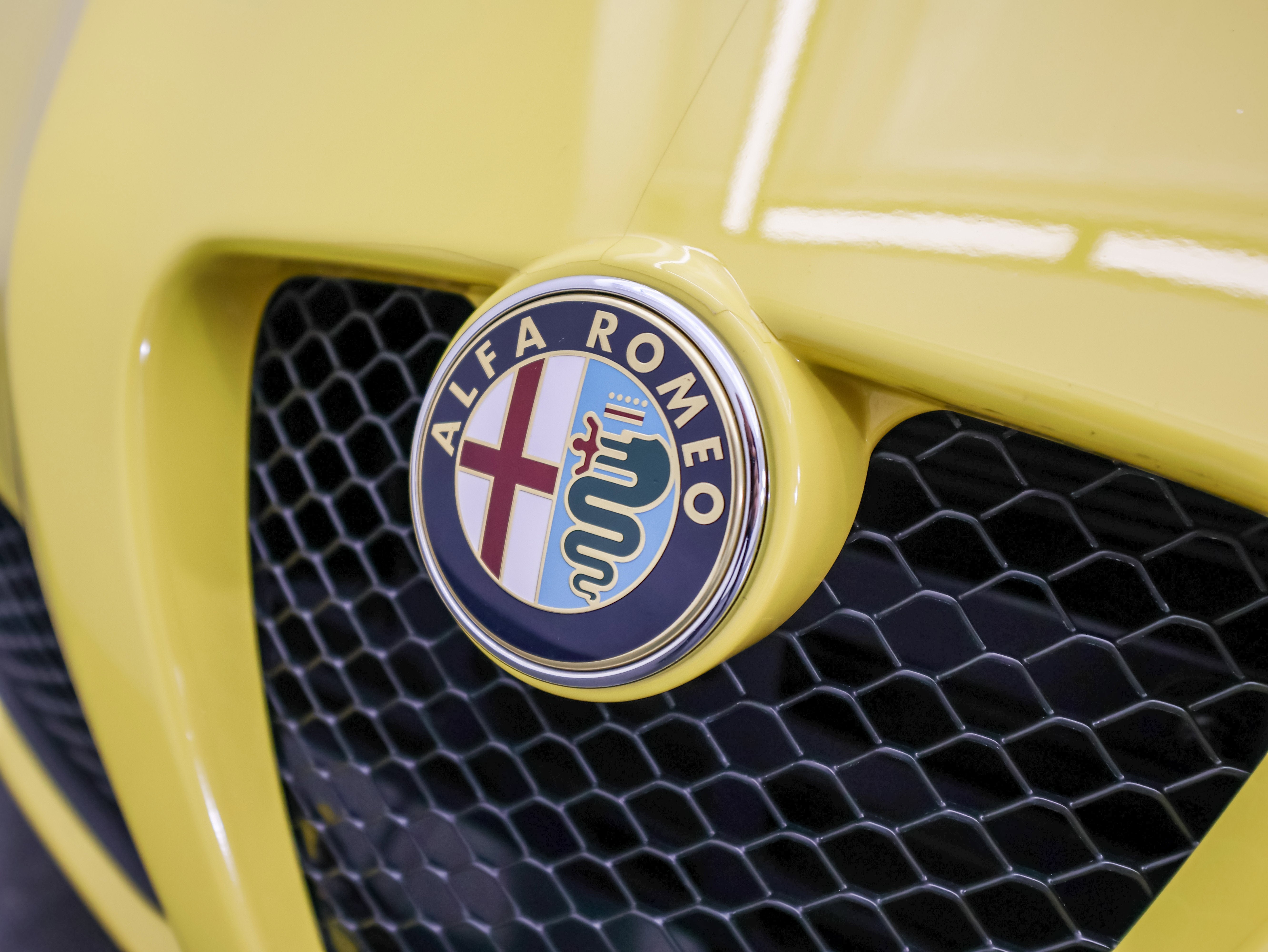 2015 Alfa Romeo 4C Base