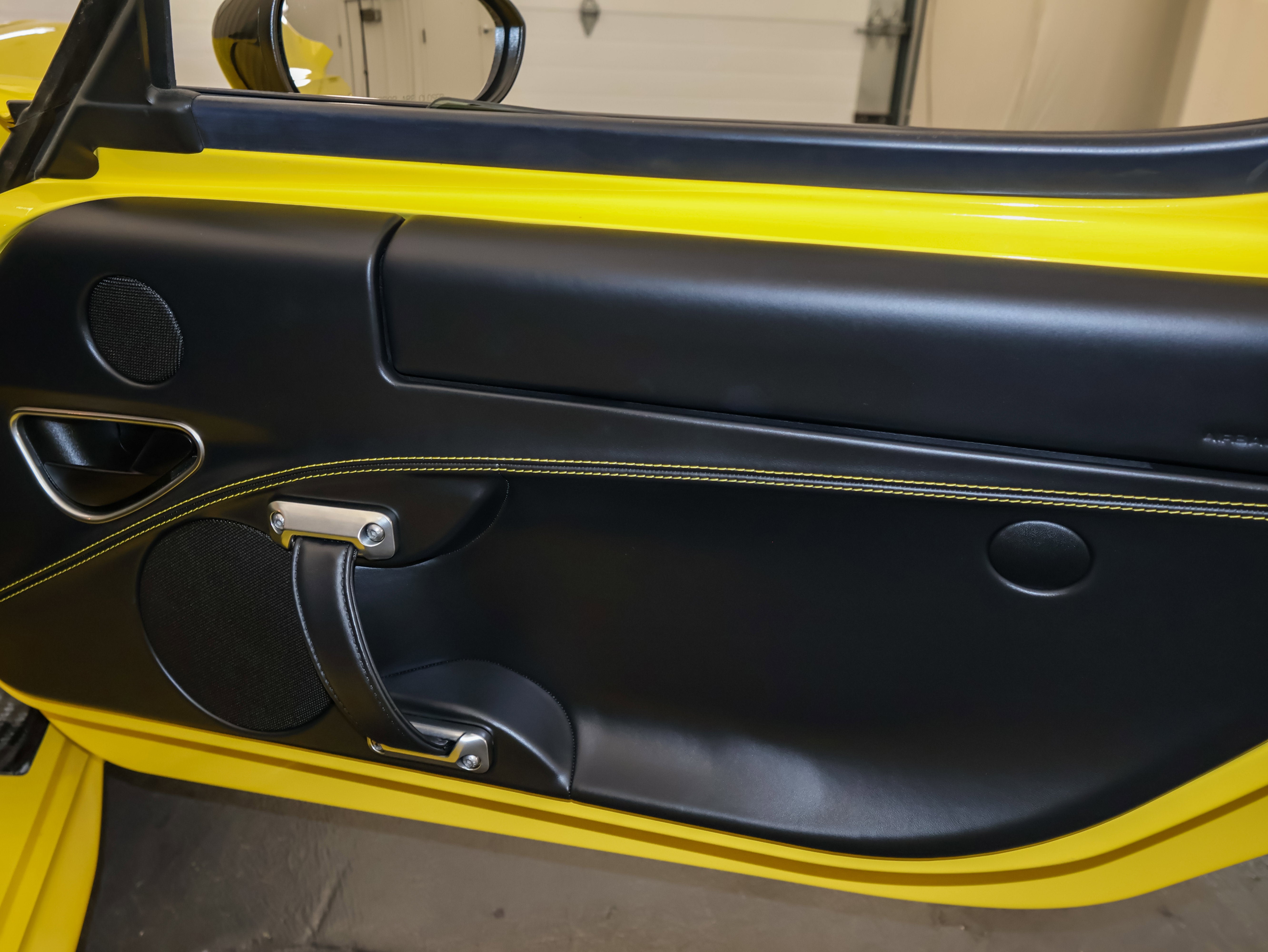 2015 Alfa Romeo 4C Base