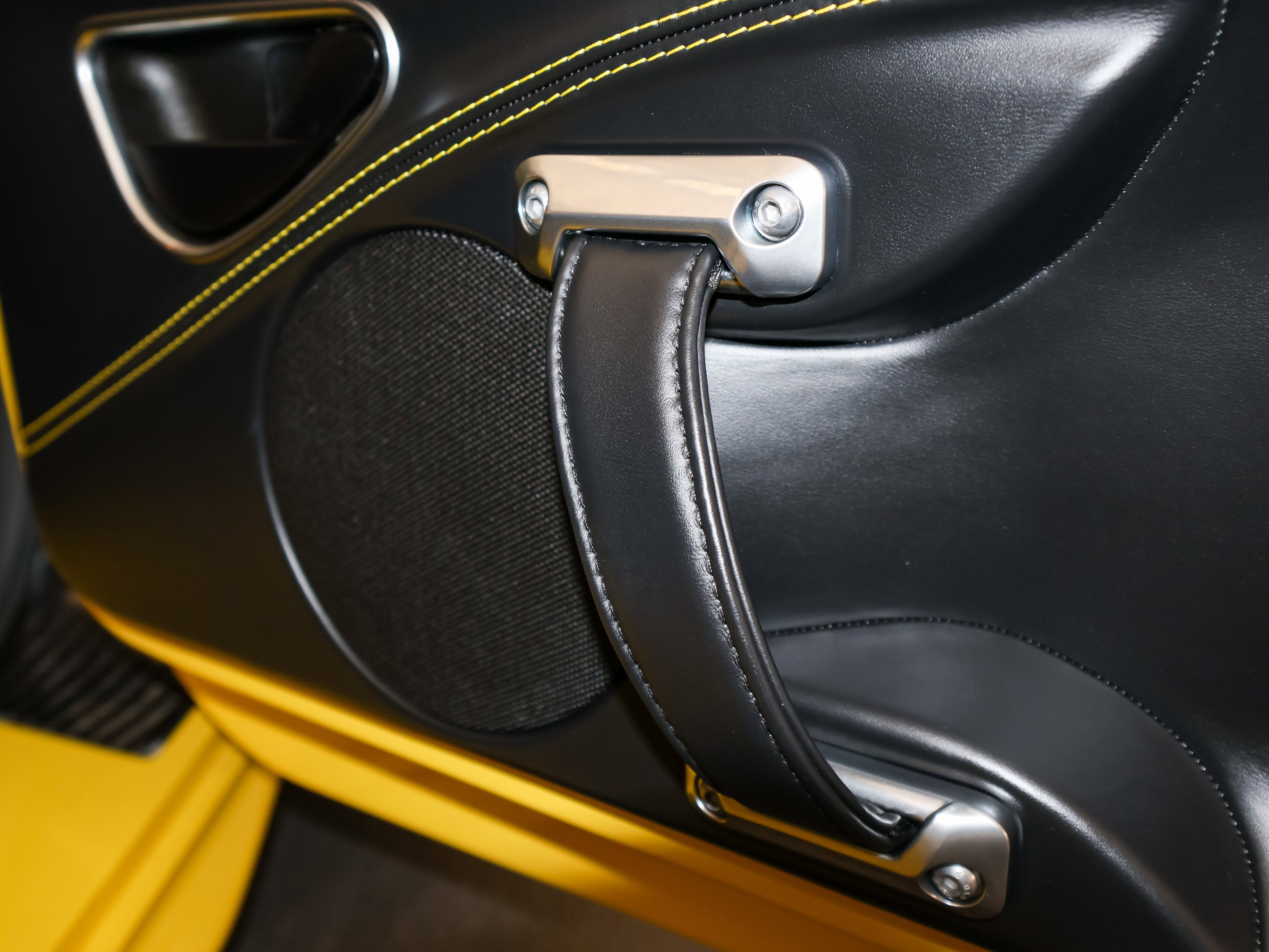 2015 Alfa Romeo 4C Base