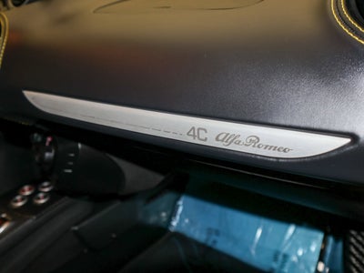 2015 Alfa Romeo 4C Base