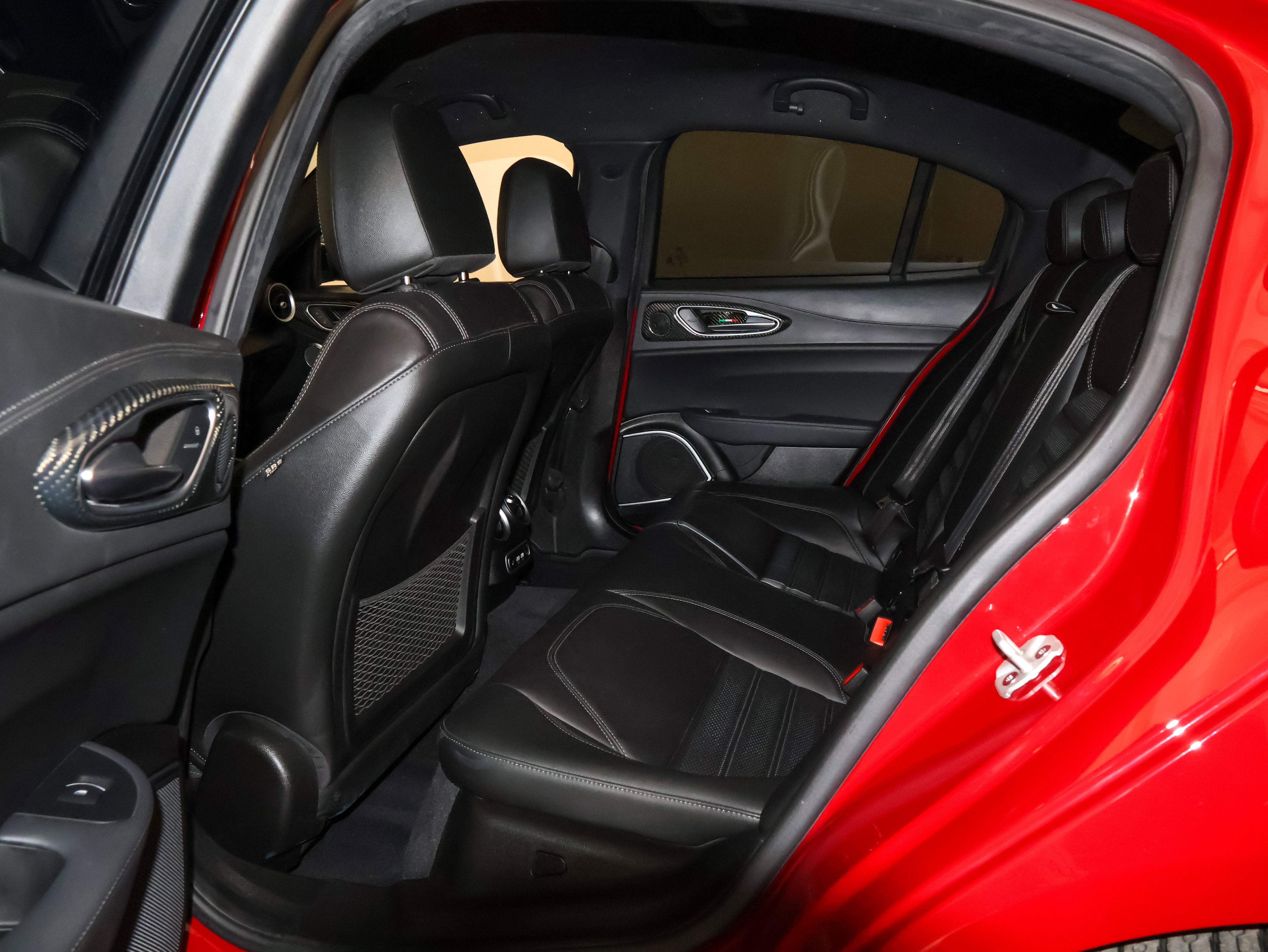 2022 Alfa Romeo Giulia Quadrifoglio