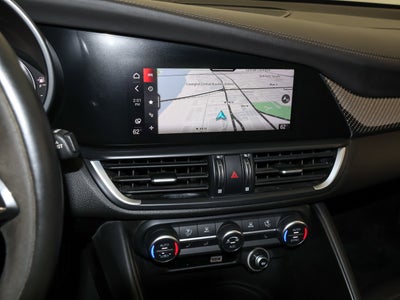 2022 Alfa Romeo Giulia Quadrifoglio