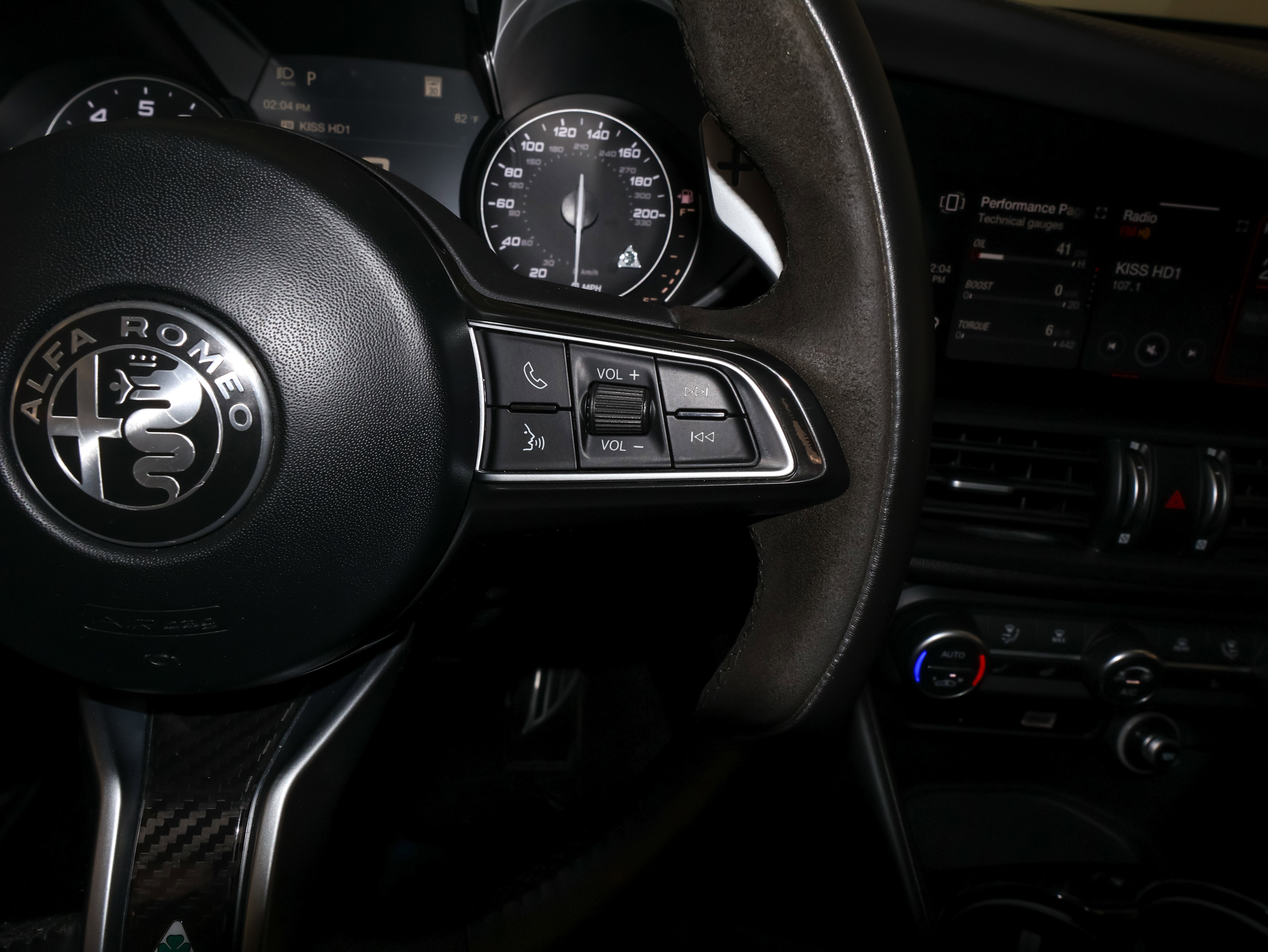 2022 Alfa Romeo Giulia Quadrifoglio