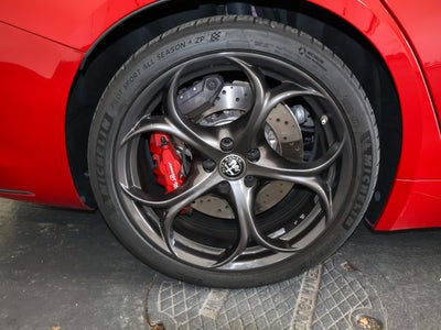 2022 Alfa Romeo Giulia Quadrifoglio
