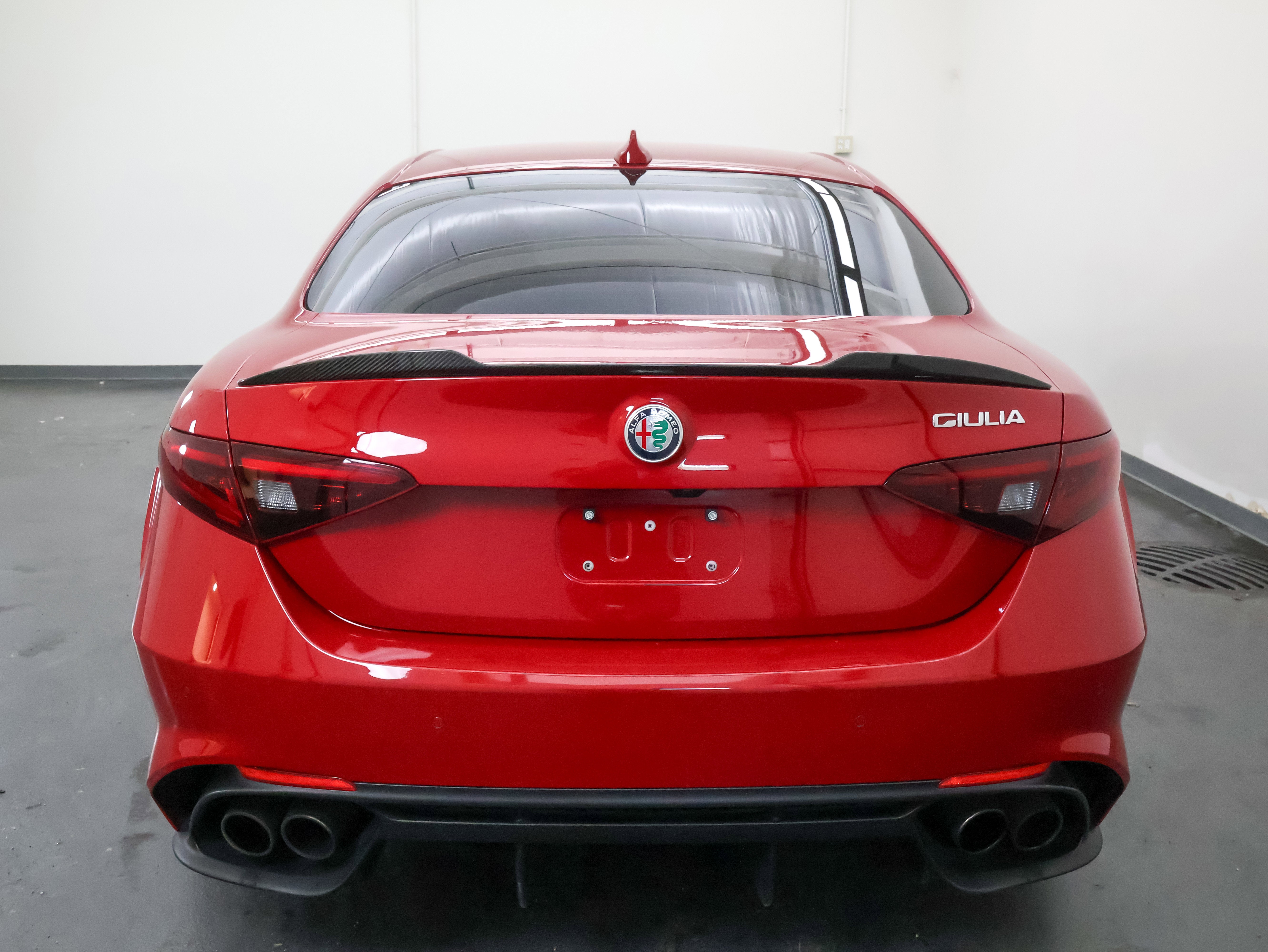 2022 Alfa Romeo Giulia Quadrifoglio