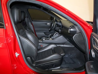 2022 Alfa Romeo Giulia Quadrifoglio