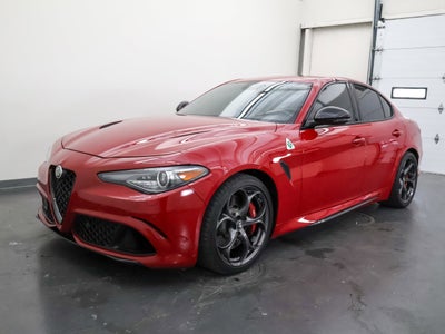 2022 Alfa Romeo Giulia Quadrifoglio