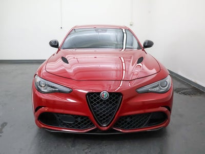 2022 Alfa Romeo Giulia Quadrifoglio