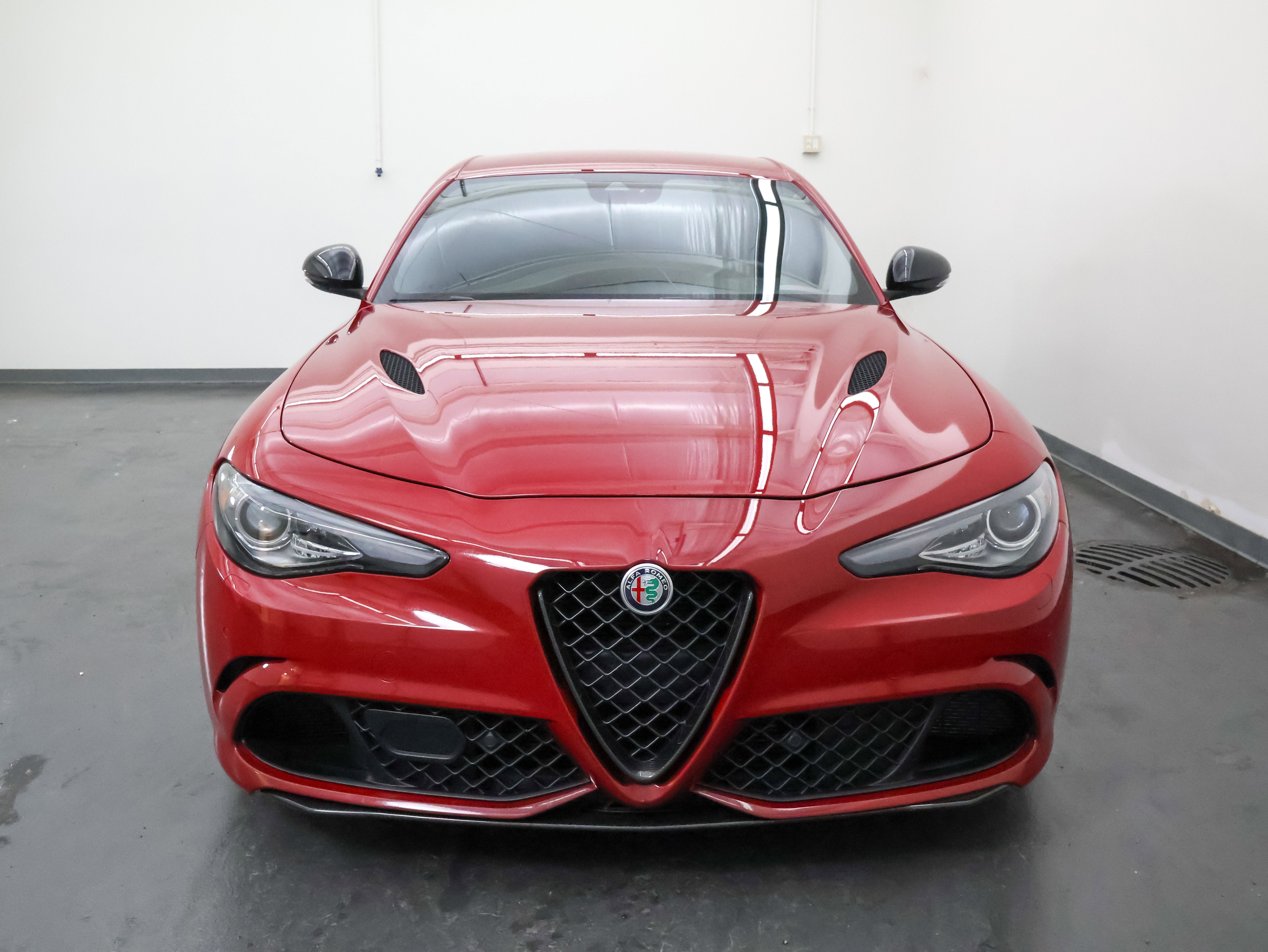 2022 Alfa Romeo Giulia Quadrifoglio