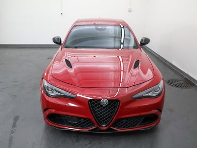2022 Alfa Romeo Giulia Quadrifoglio