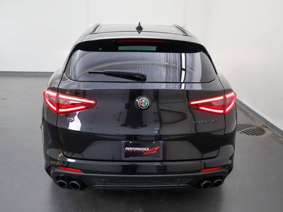 2022 Alfa Romeo Stelvio Quadrifoglio