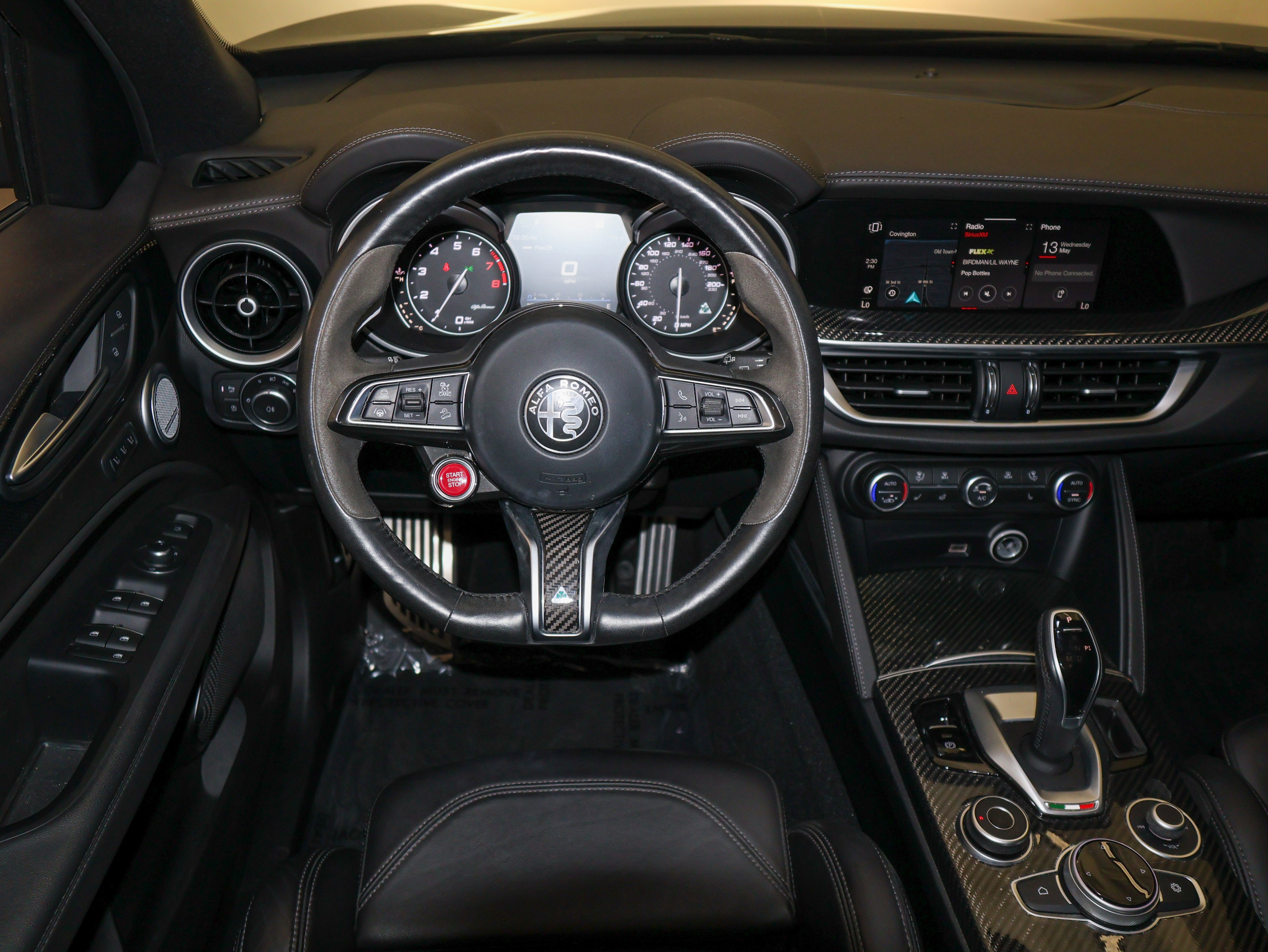 2022 Alfa Romeo Stelvio Quadrifoglio