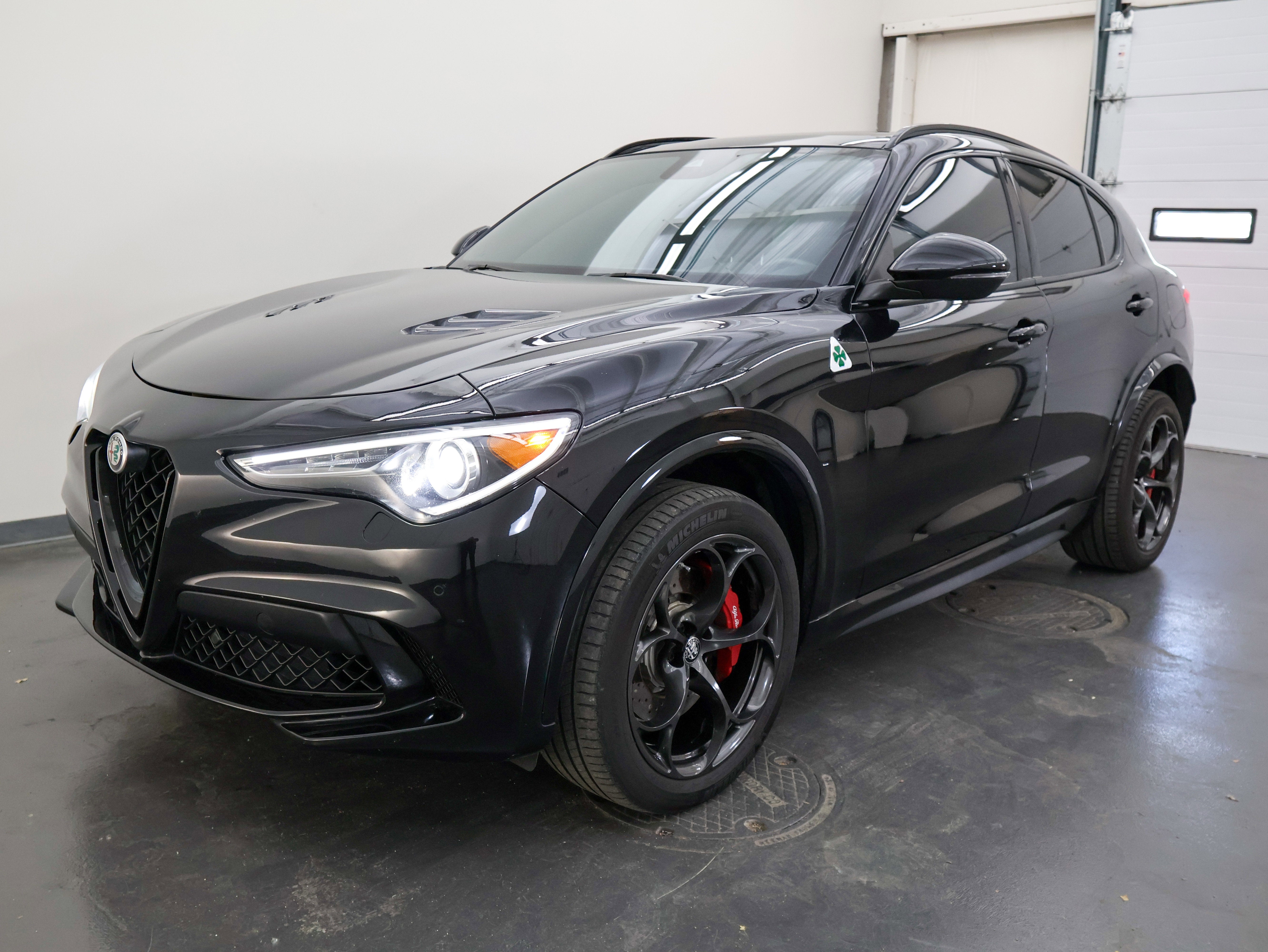 2022 Alfa Romeo Stelvio Quadrifoglio