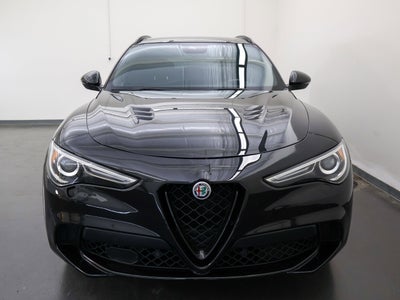 2022 Alfa Romeo Stelvio Quadrifoglio