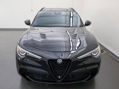 2022 Alfa Romeo Stelvio Quadrifoglio