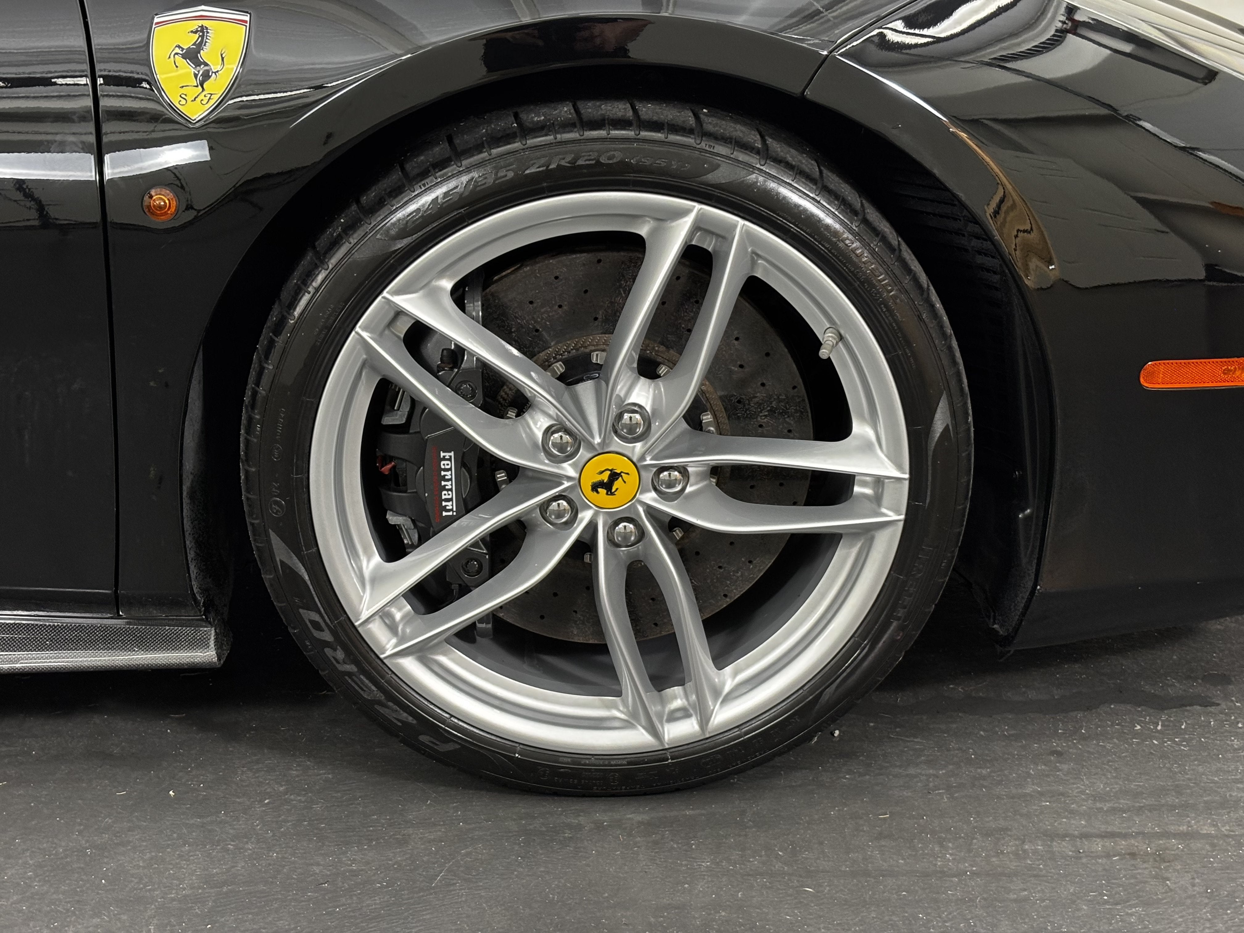 2016 Ferrari 488 GTB Base